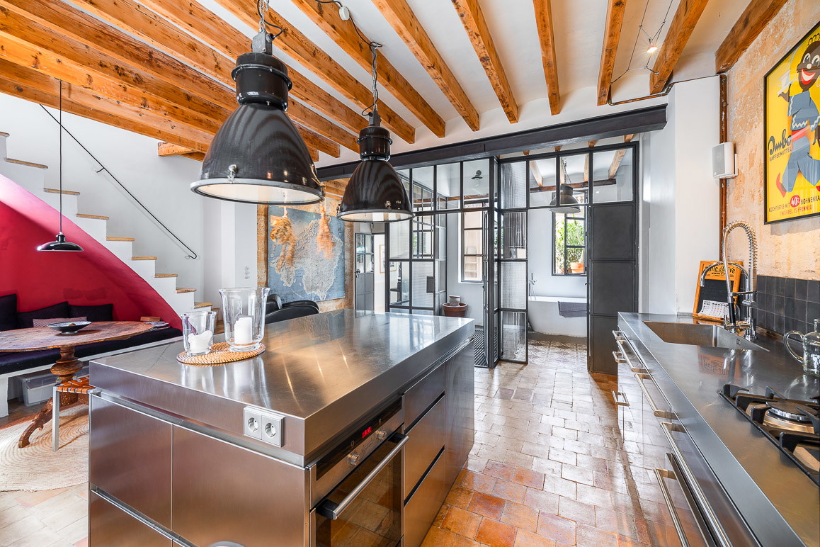 Triplex penthouse in an absolutely central location with two stunning terraces-5