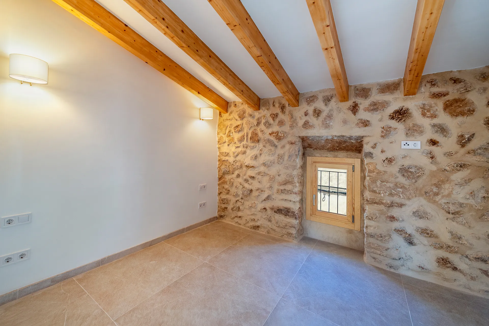 Beautiful Mediterranean townhouse with pool in Pollensa, Mallorca-22