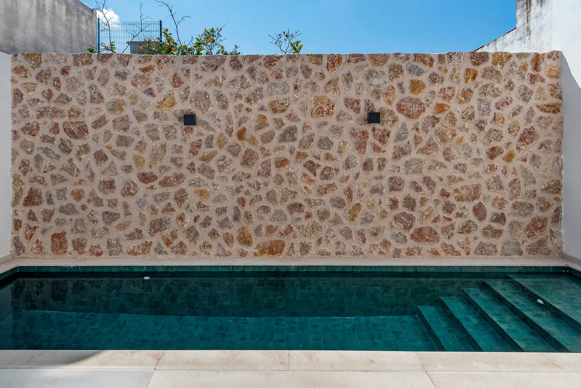 Beautiful Mediterranean townhouse with pool in Pollensa, Mallorca-12