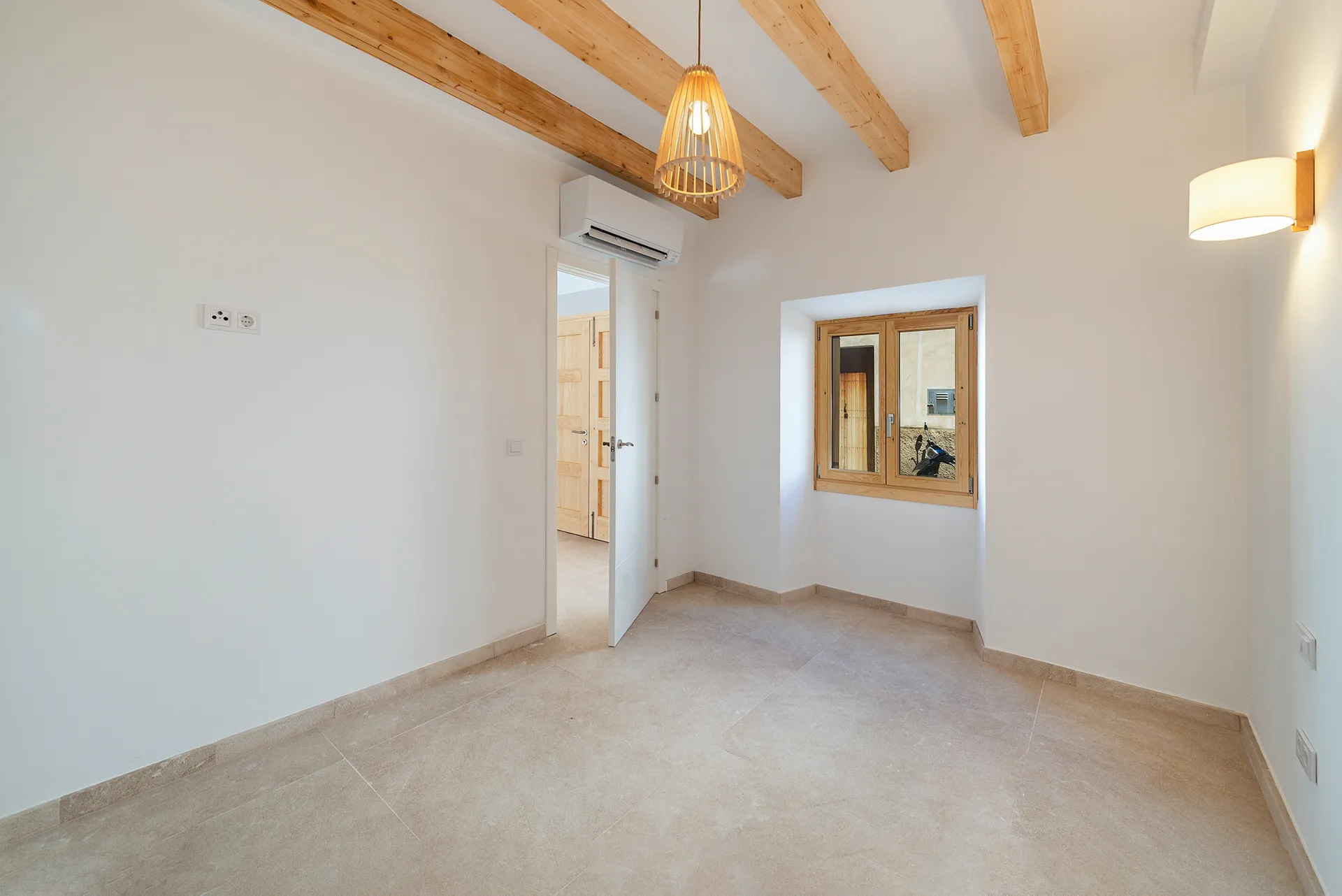 Beautiful Mediterranean townhouse with pool in Pollensa, Mallorca-19