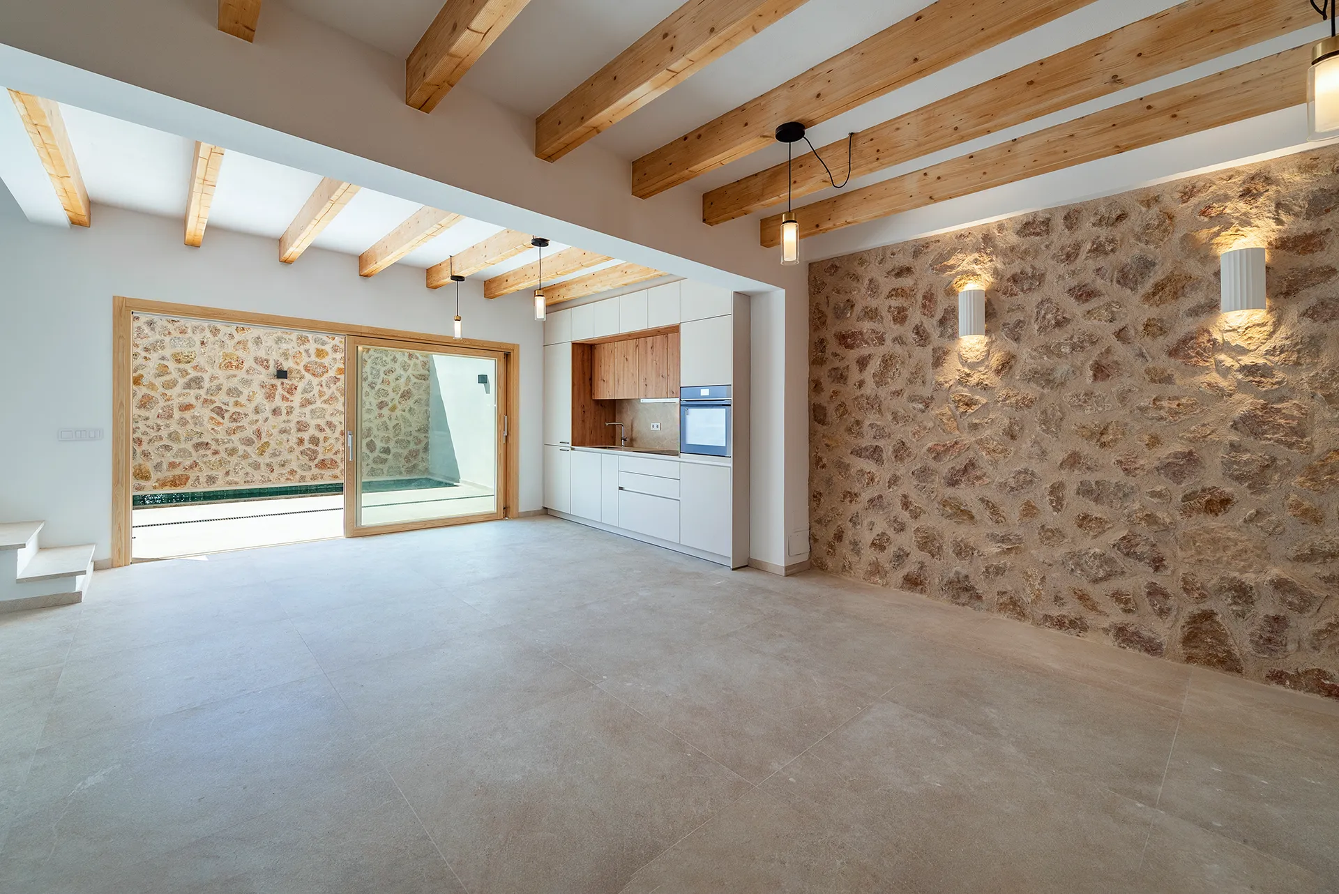 Beautiful Mediterranean townhouse with pool in Pollensa, Mallorca-4