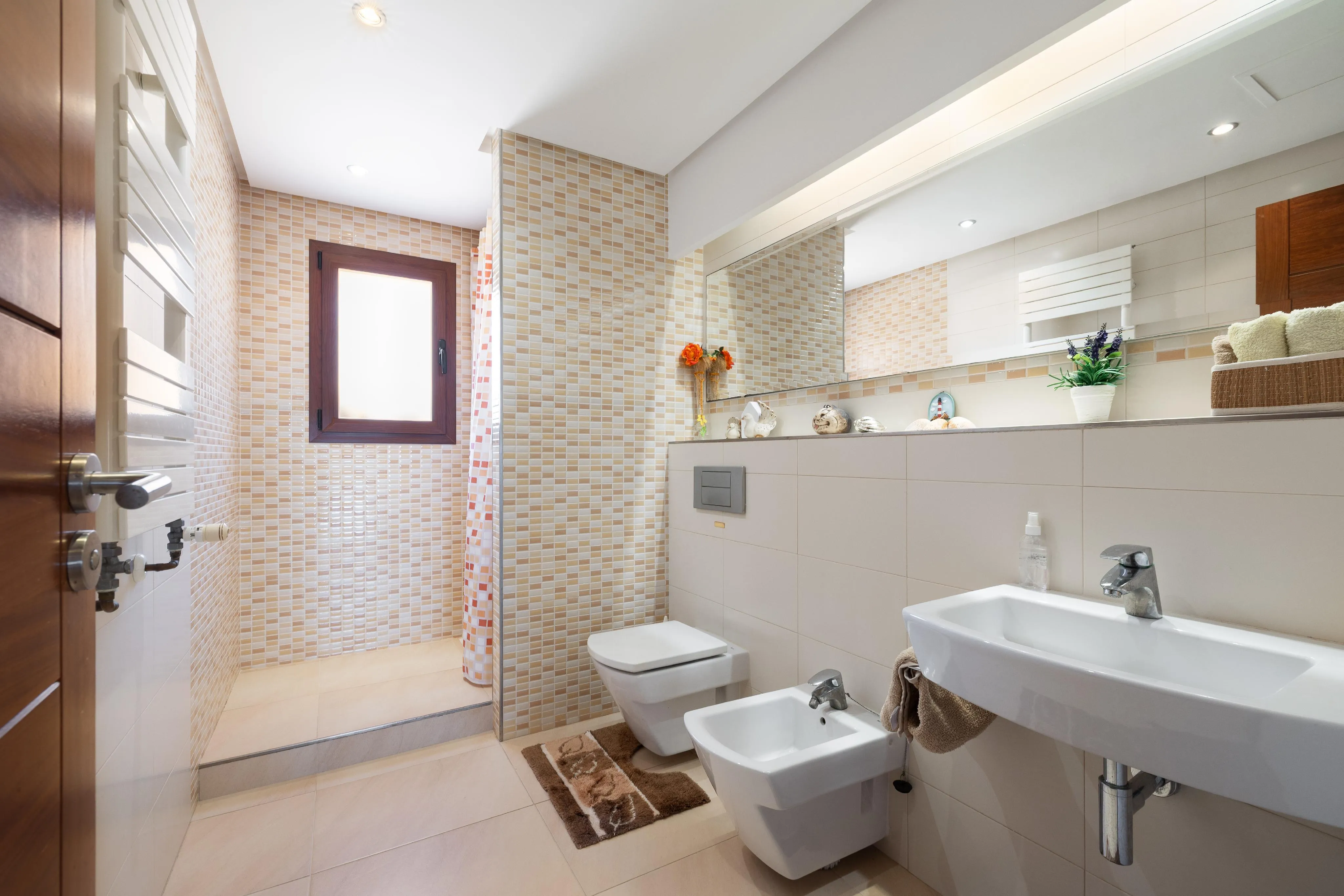 Elegante villa con grande piscina e vista panoramica a Puntiró-12