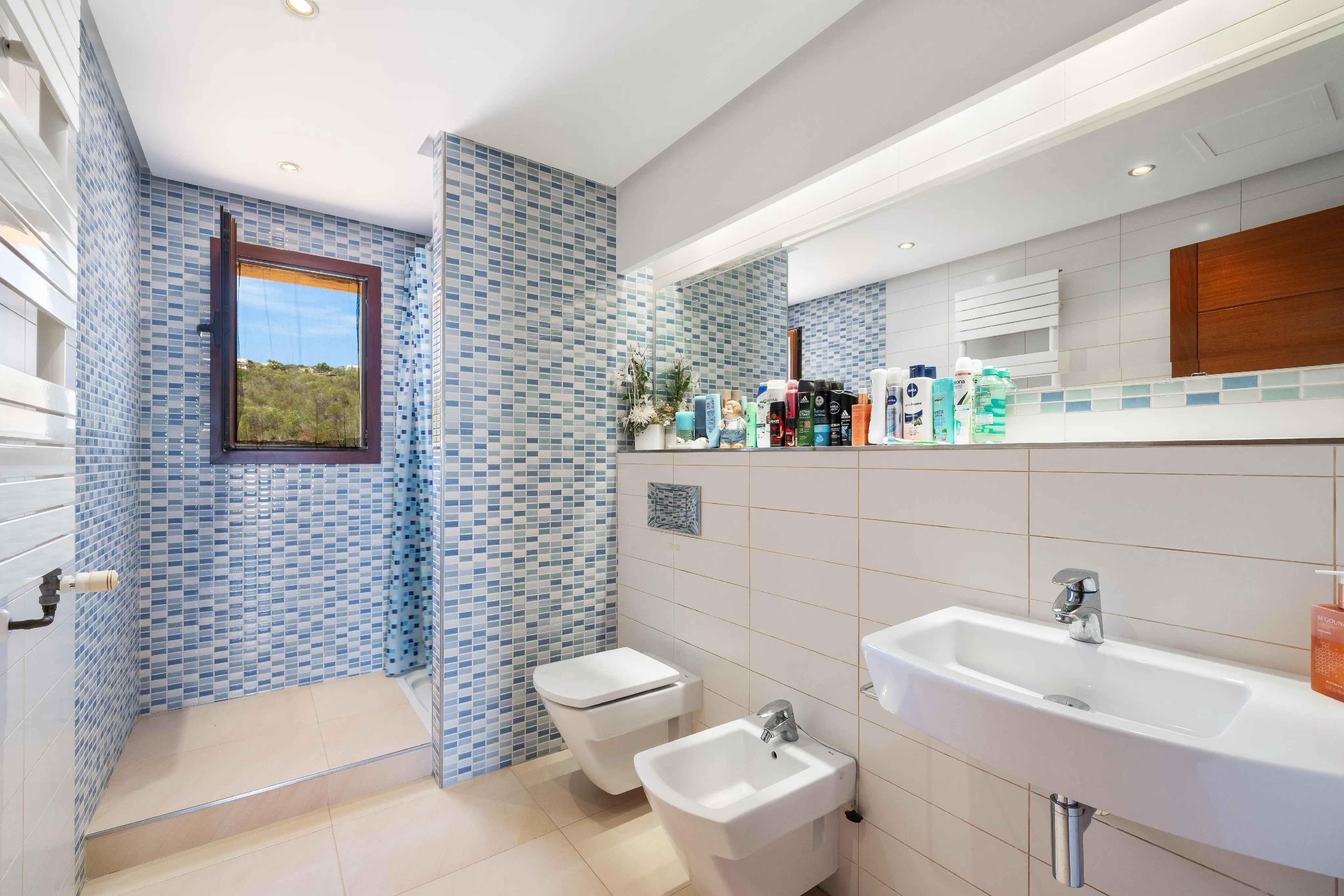 Mediterranean villa with panoramic pool and views in Puntiró-16