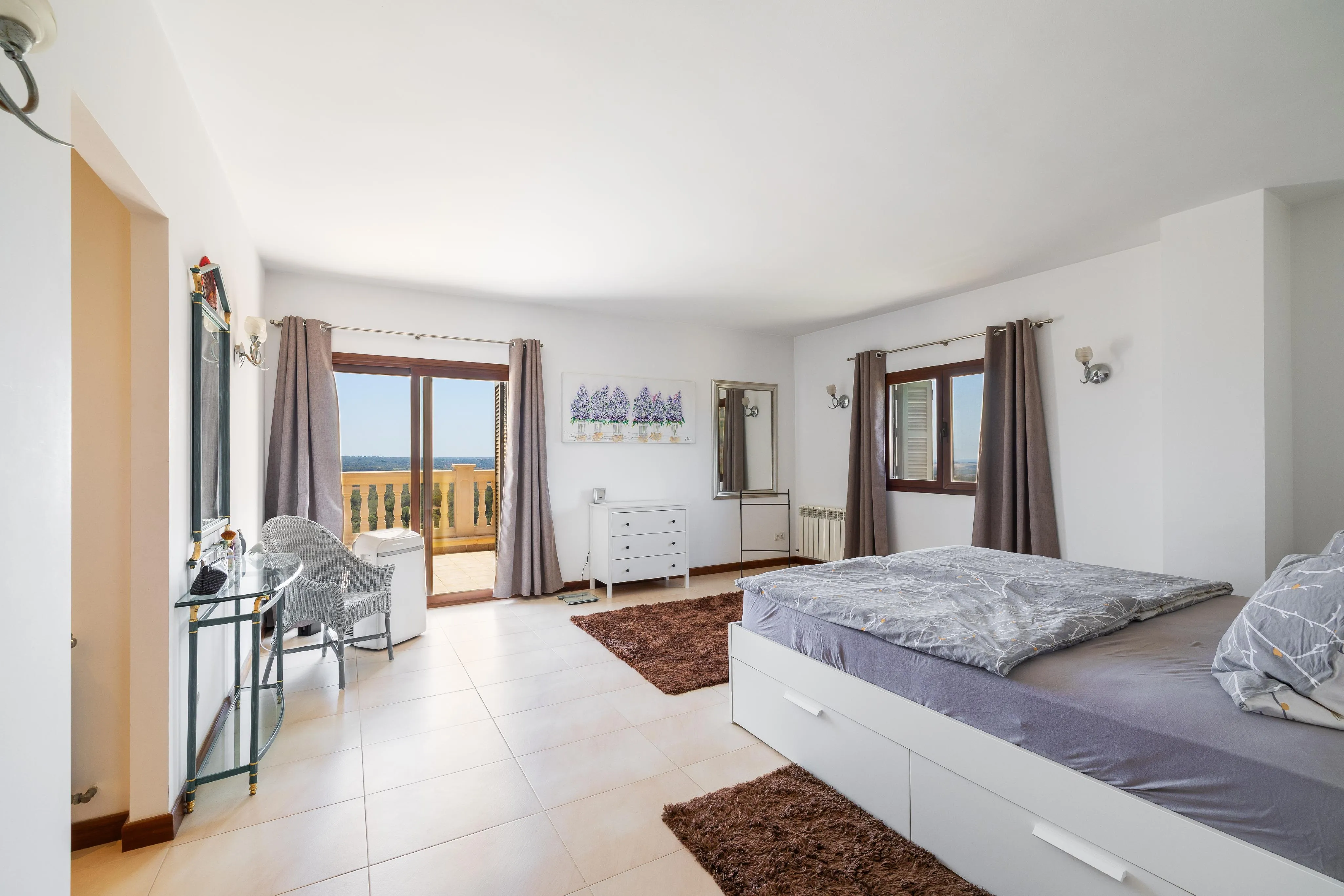 Elegante villa con grande piscina e vista panoramica a Puntiró-15