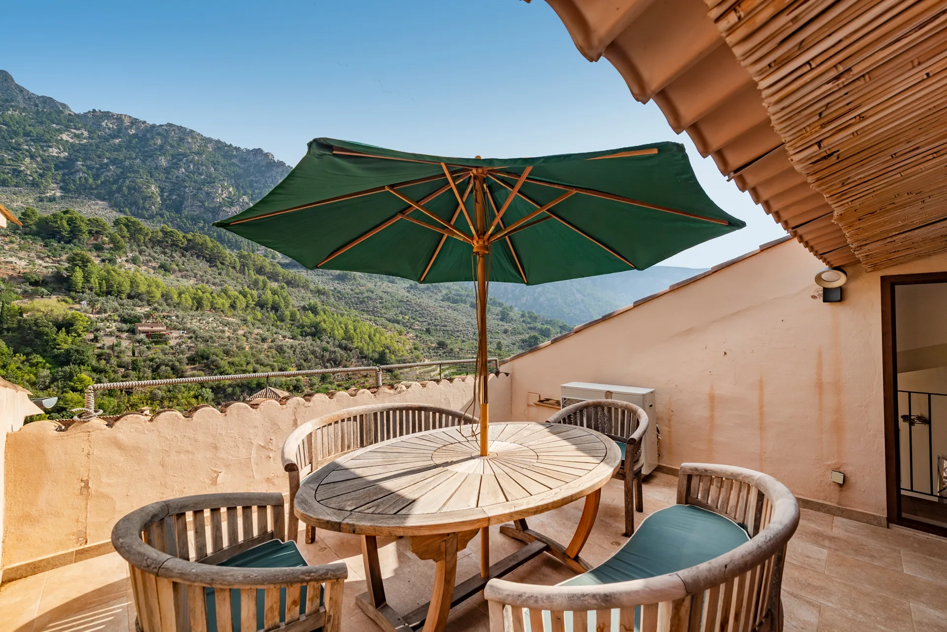 Charmerende byhus med panoramaudsigt i Fornalutx-20