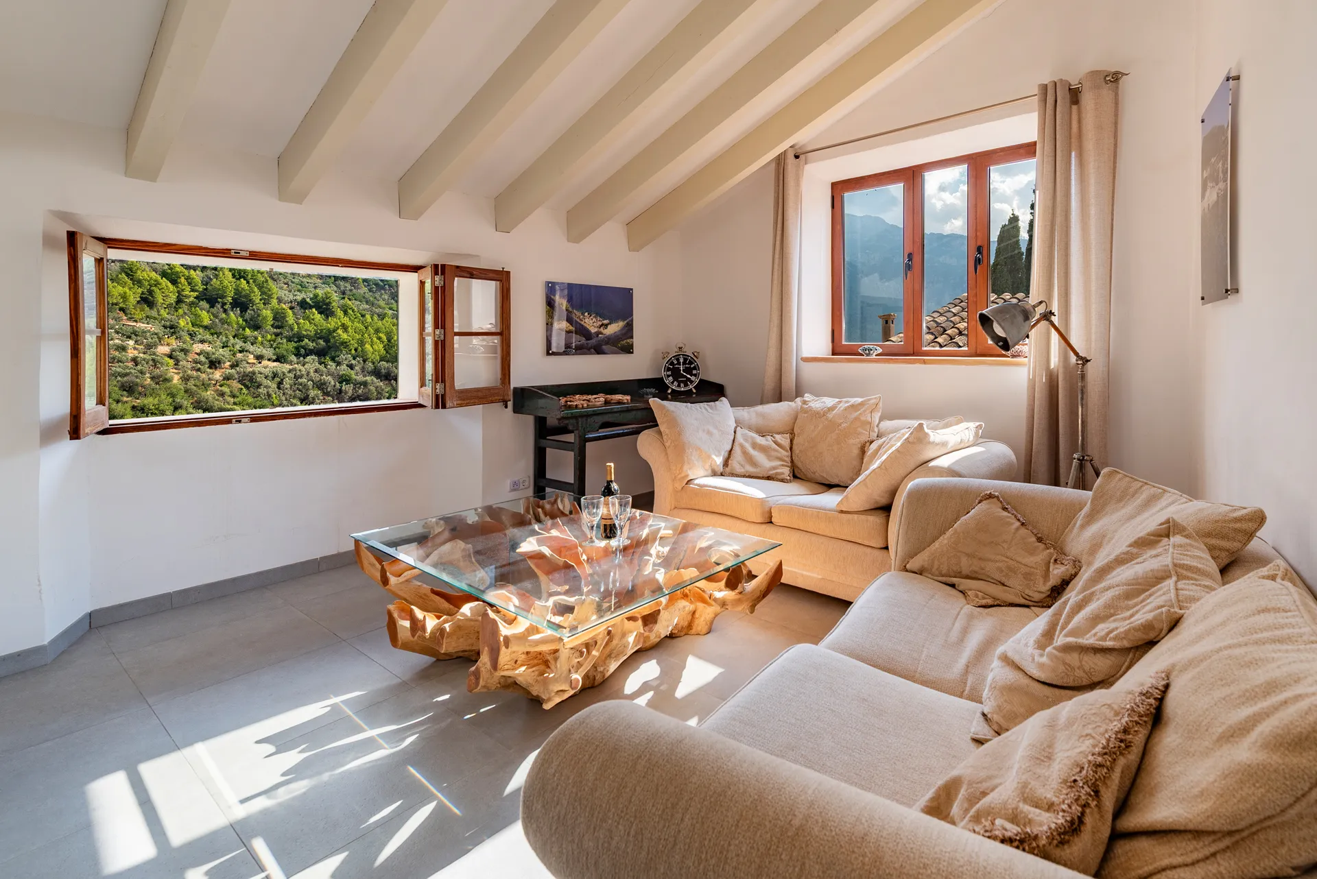 Encantadora casa adosada con vistas panorámicas en Fornalutx-9