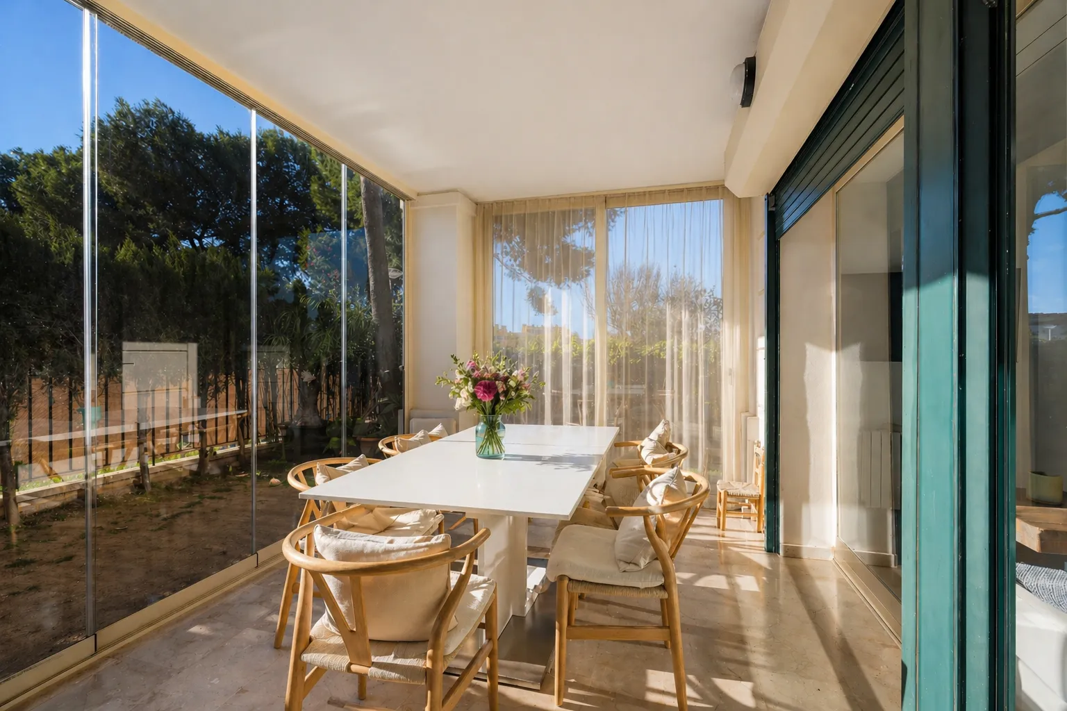 Planta baixa a pocs metres de la platja-1