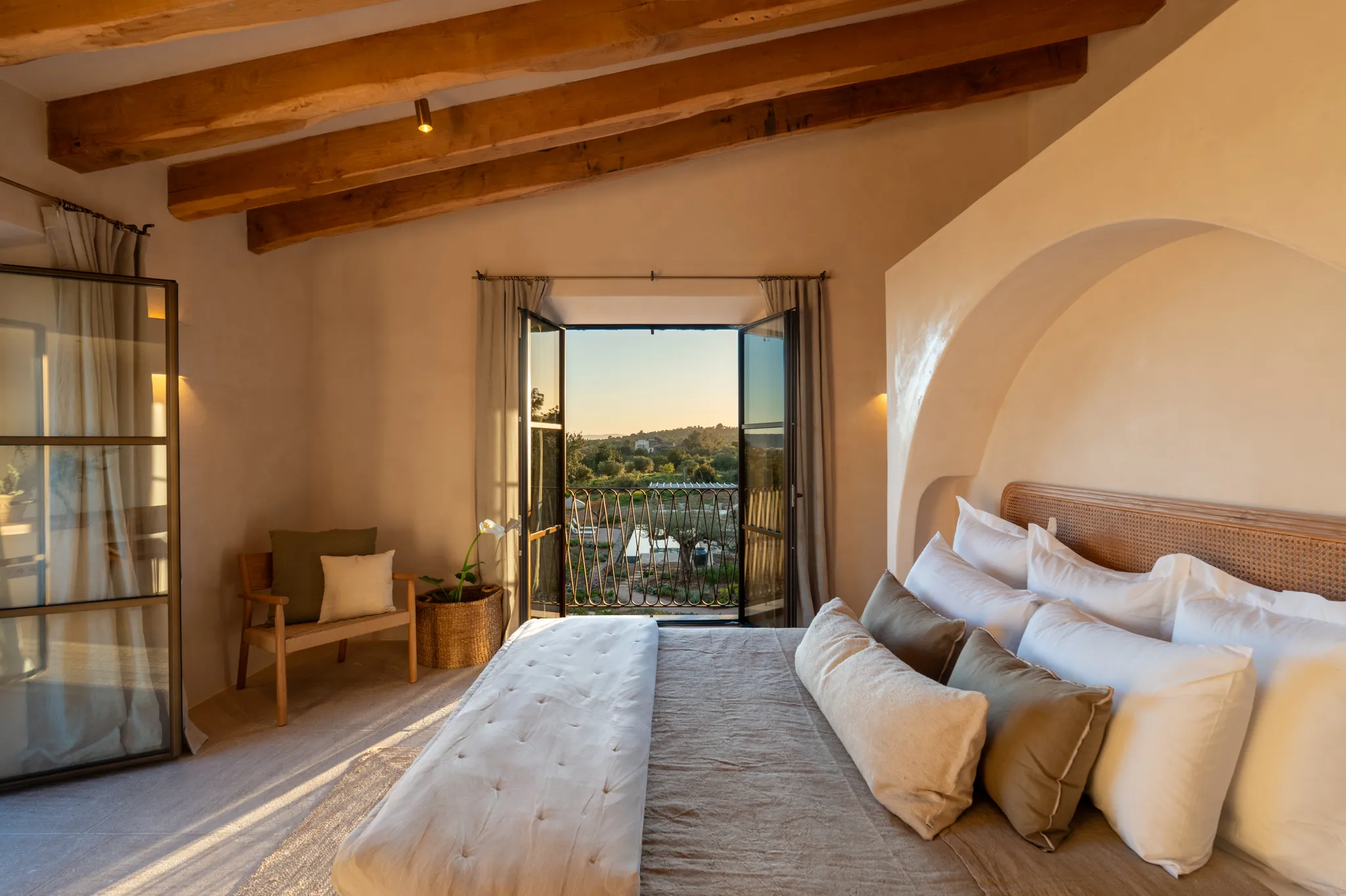 Wyjątkowy, luksusowy, nowo wybudowany wiejski dom w poszukiwanej lokalizacji-24