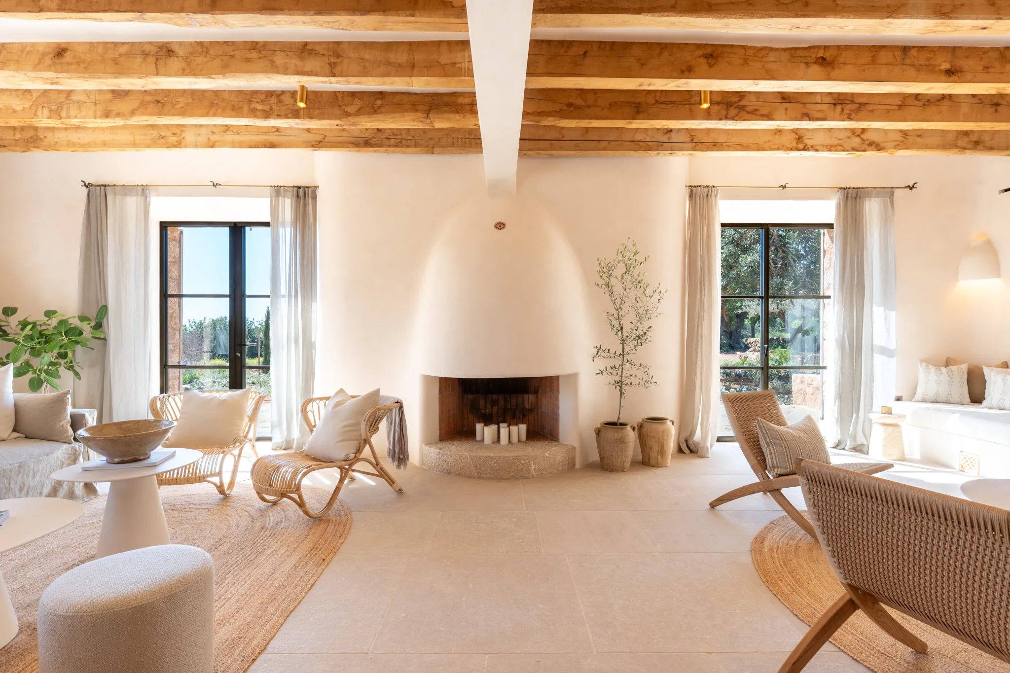 Wyjątkowy, luksusowy, nowo wybudowany wiejski dom w poszukiwanej lokalizacji-7