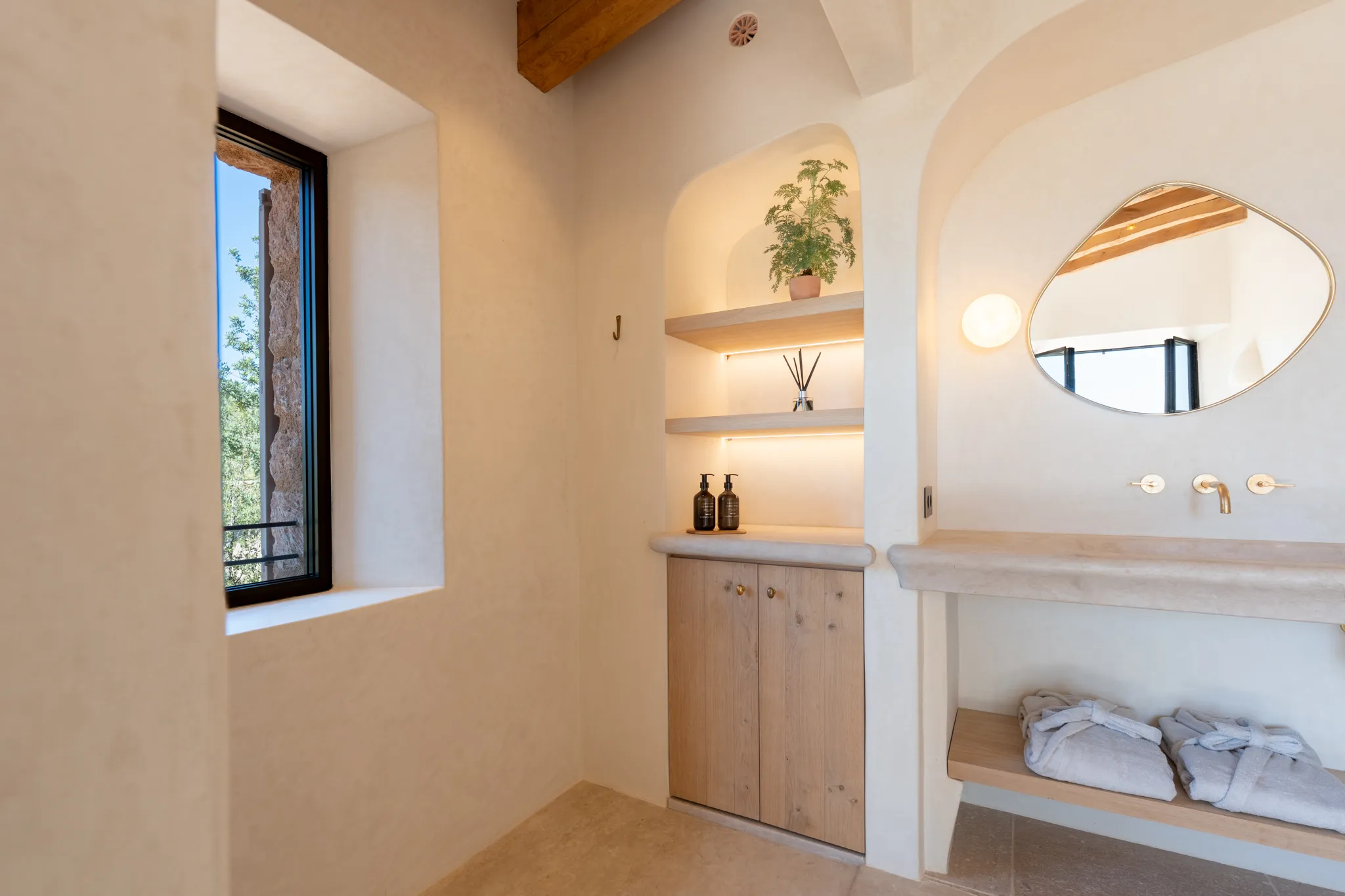 Wyjątkowy, luksusowy, nowo wybudowany wiejski dom w poszukiwanej lokalizacji-20