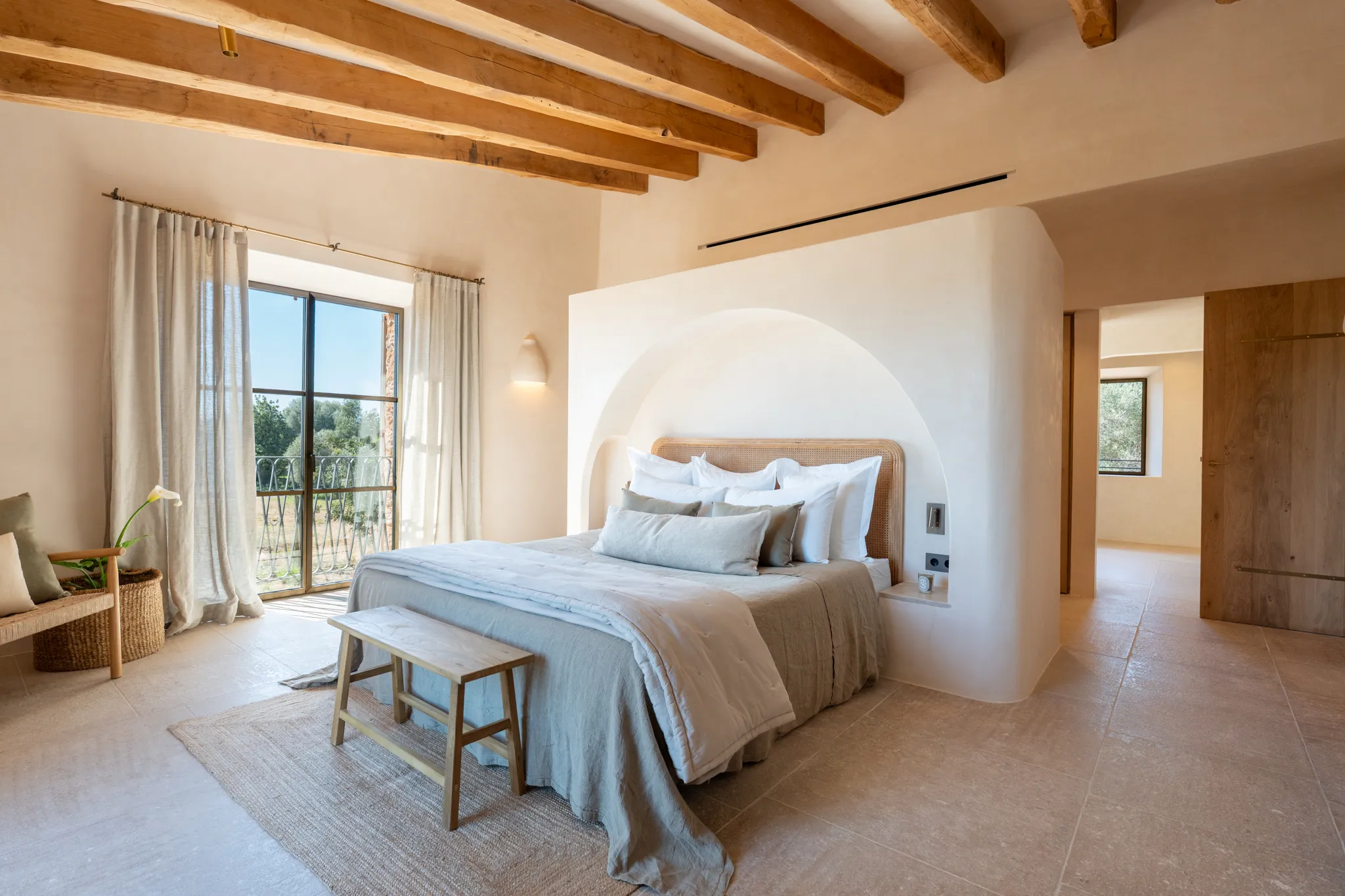 Wyjątkowy, luksusowy, nowo wybudowany wiejski dom w poszukiwanej lokalizacji-16