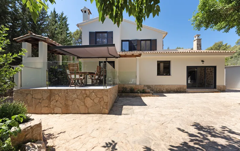 Villa sostenible de lujo totalmente renovada