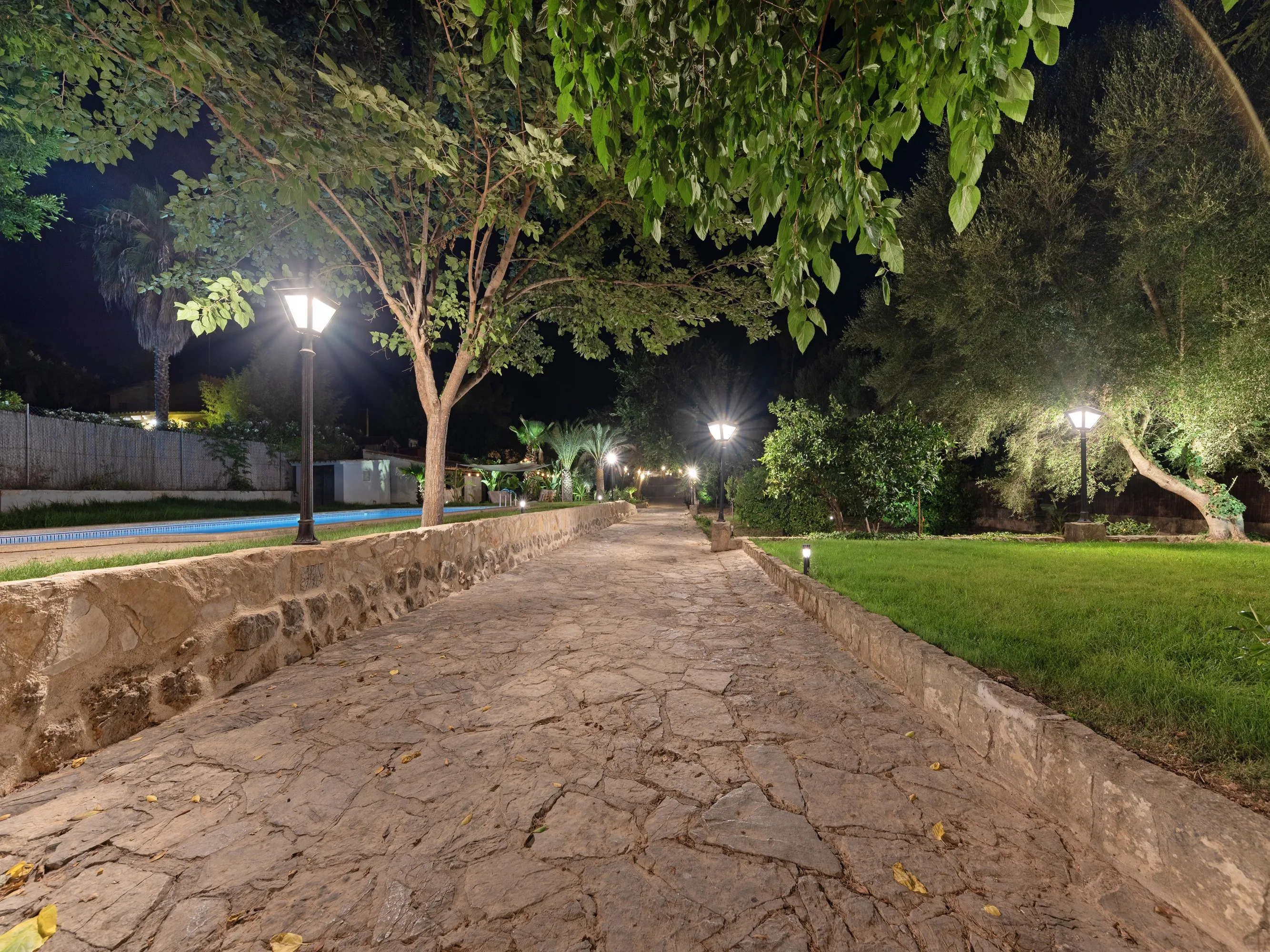 Villa sostenible de lujo totalmente renovada-17