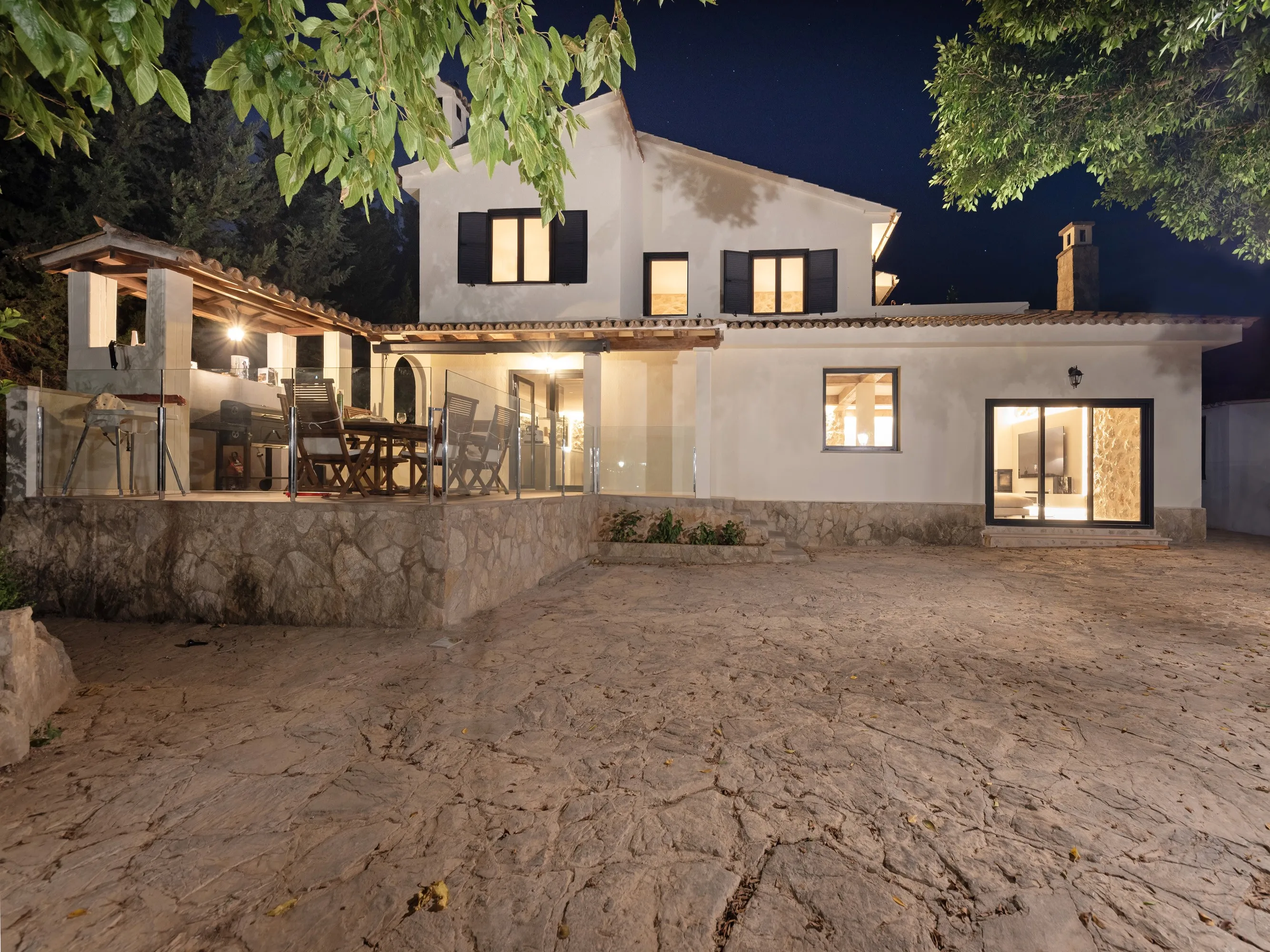 Villa sostenible de lujo totalmente renovada-21