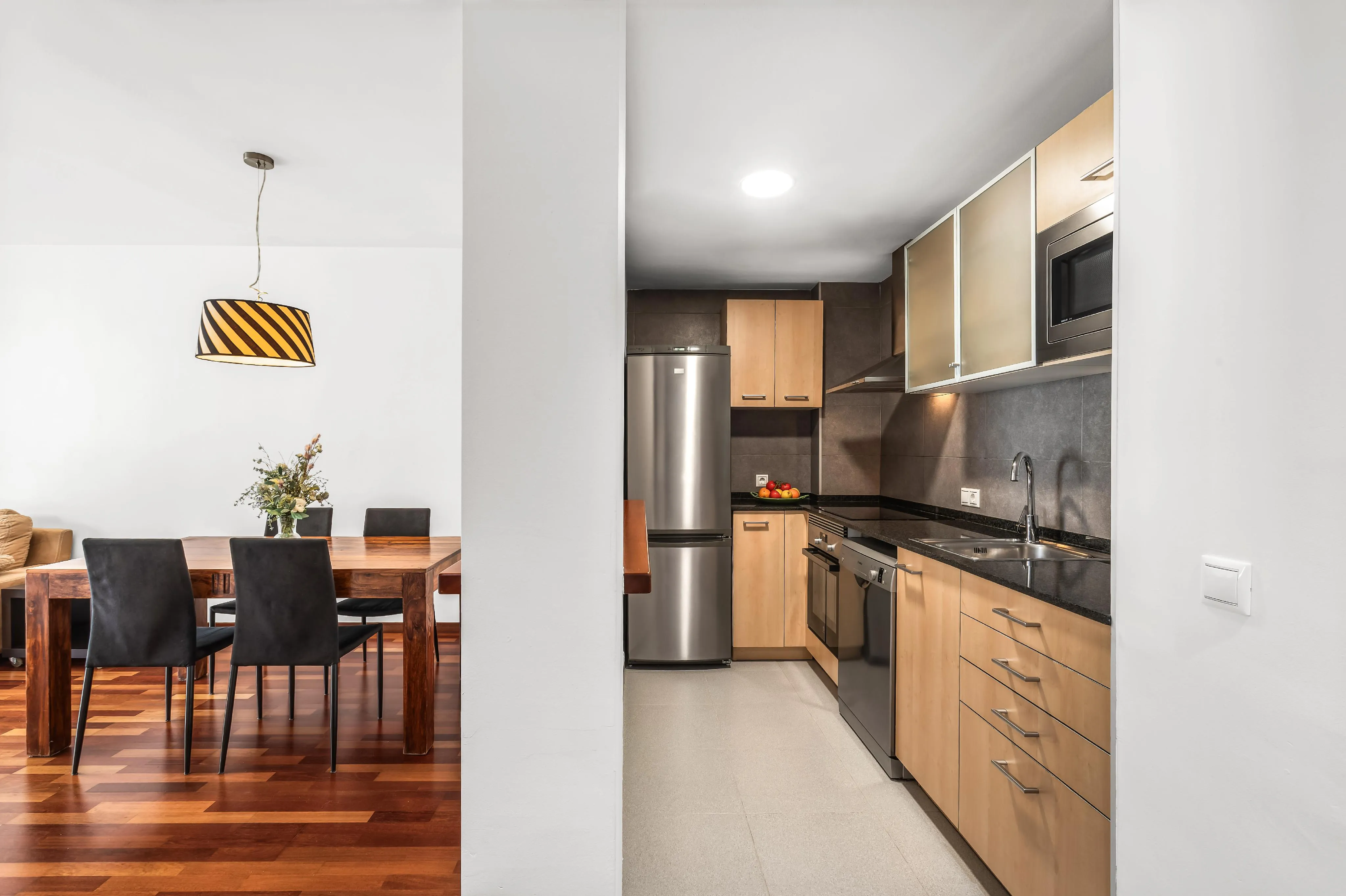 Wohnung mit Garage, Abstellraum und Gemeinschaftspool-4