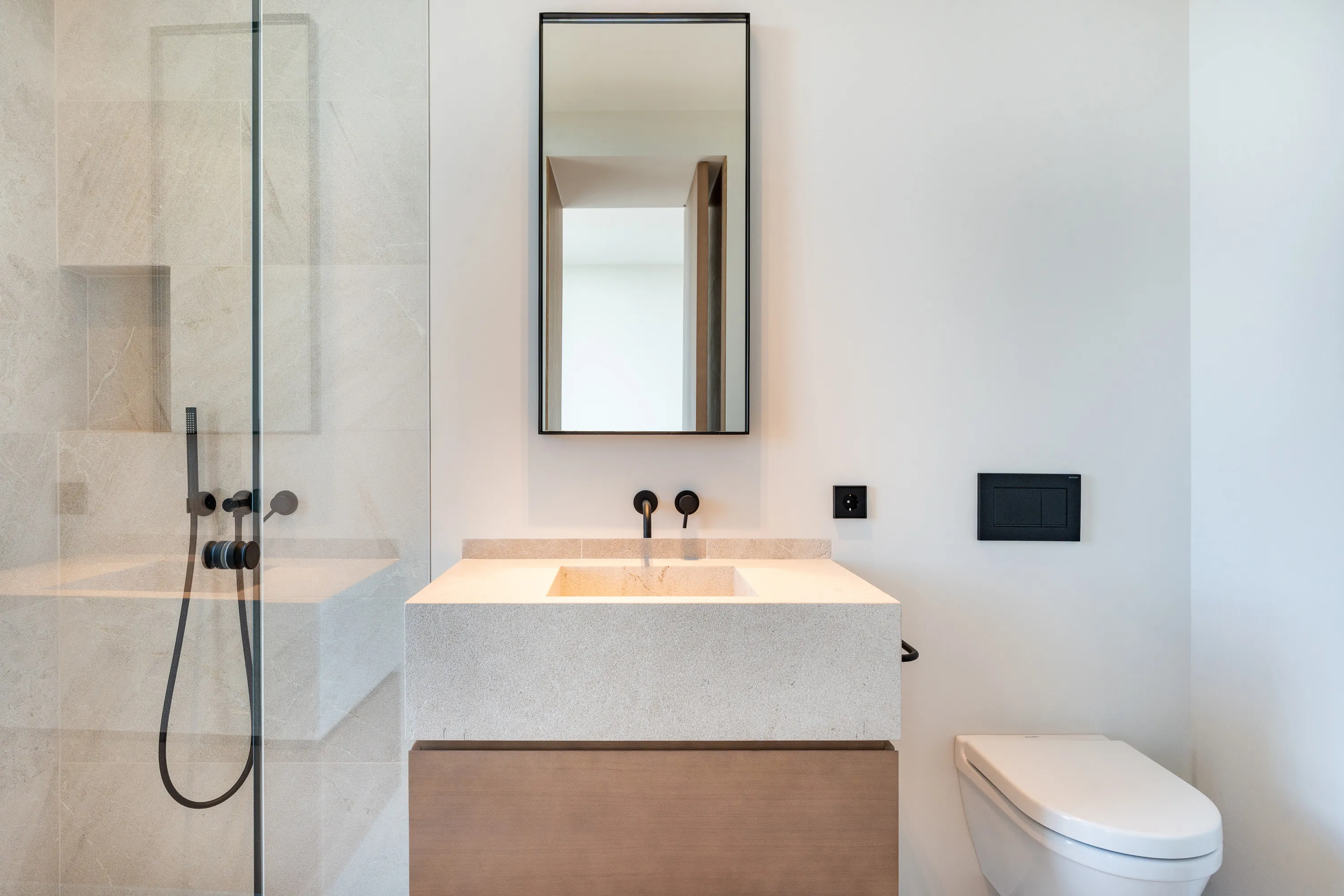 Luxury New-Build Villa with Panoramic & Sea Views-19