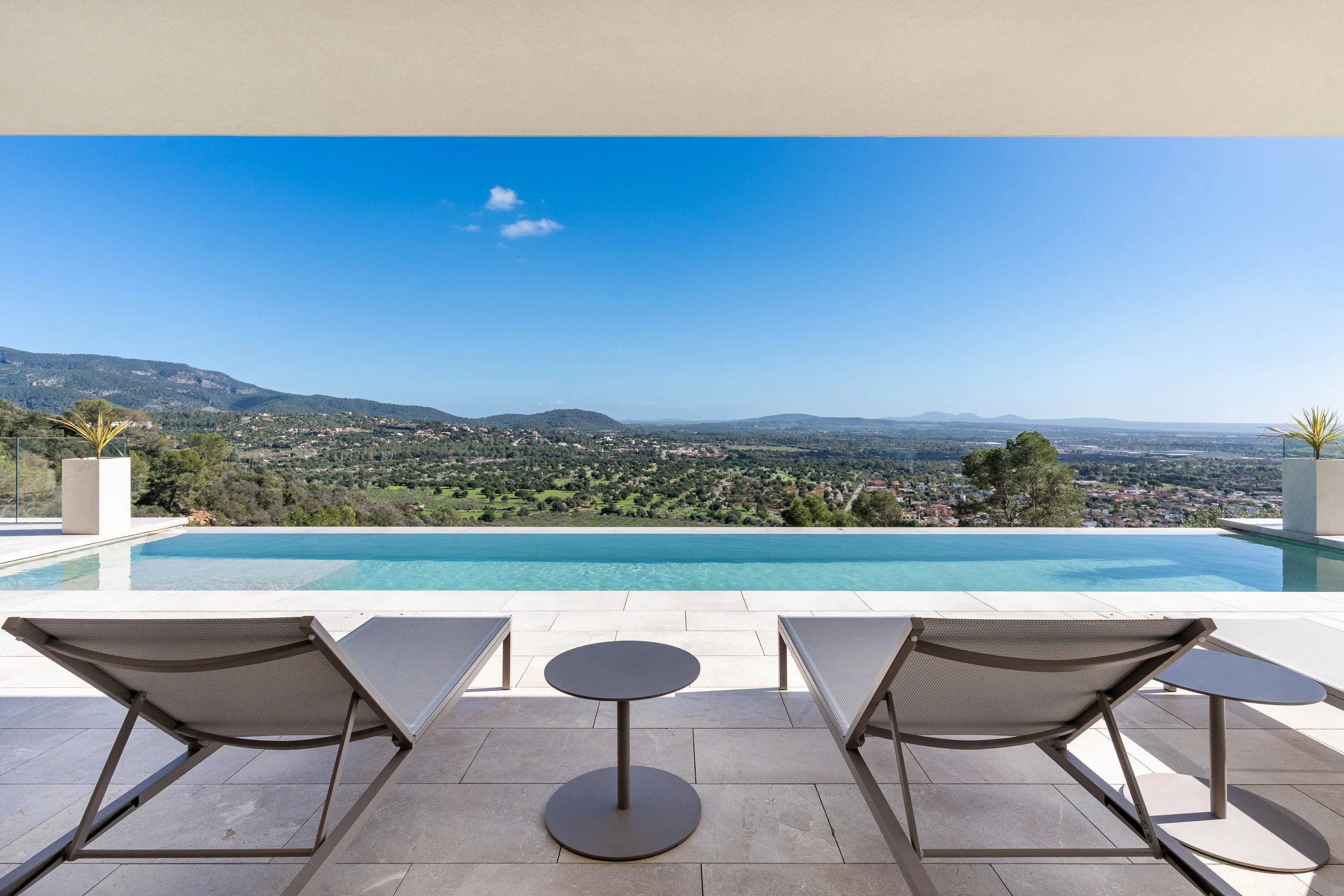 Luxury newly built villa with panoramic & sea views-3