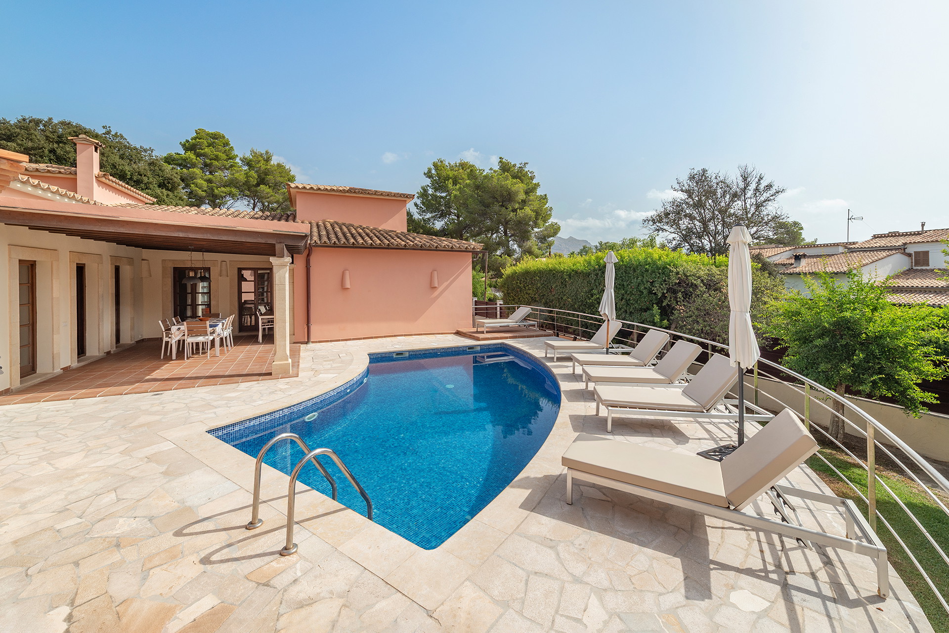 Villa de luxe avec licence de location touristique à proximité de la mer-13