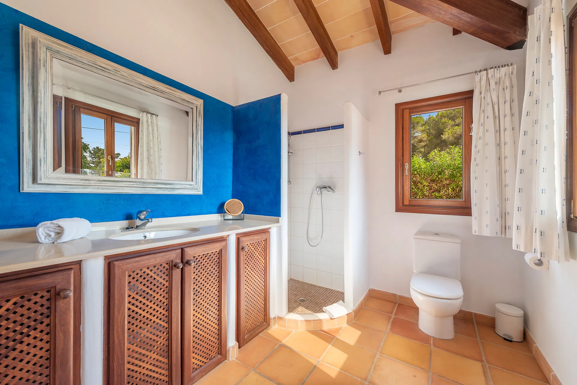 Villa de luxe avec licence de location touristique à proximité de la mer-9