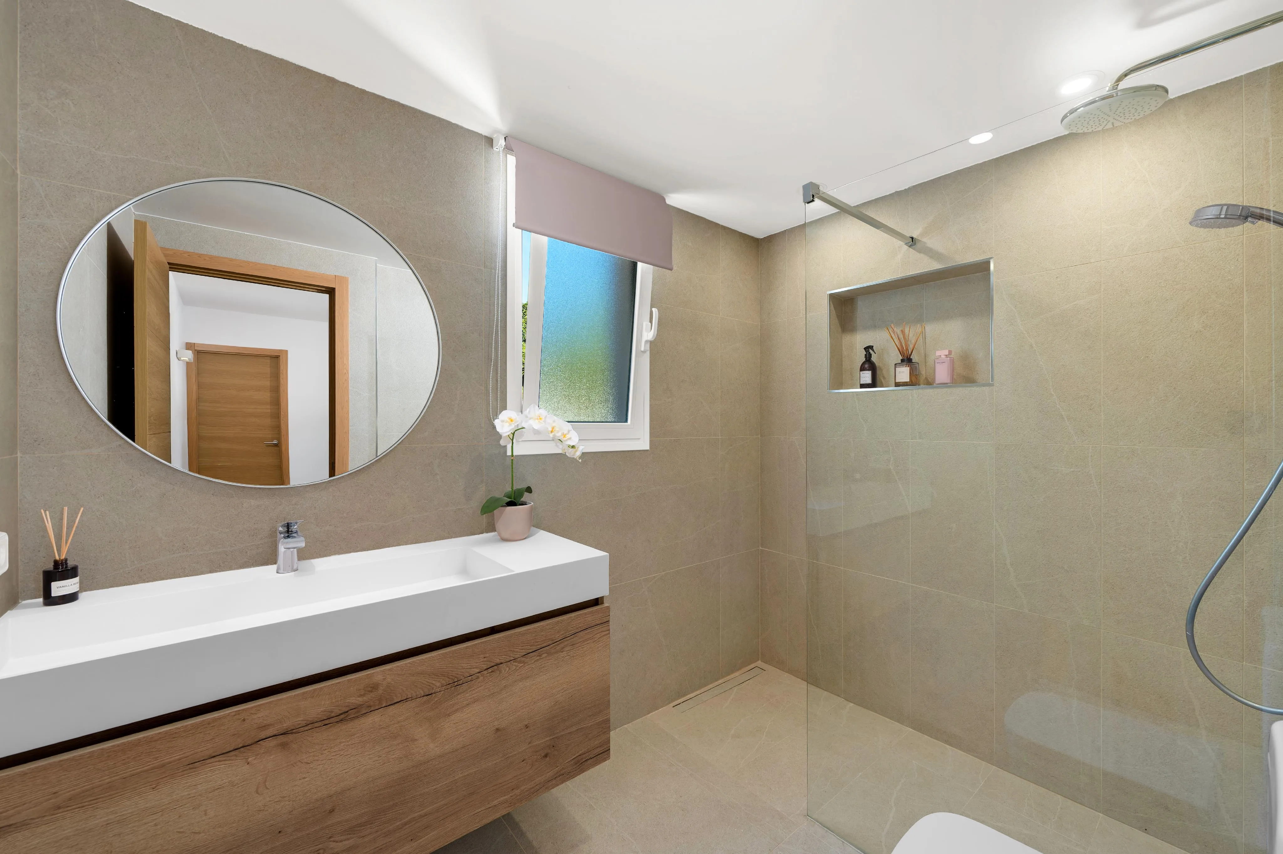 Villa i Santa Ponsa med have, pool og masser af privatliv-11