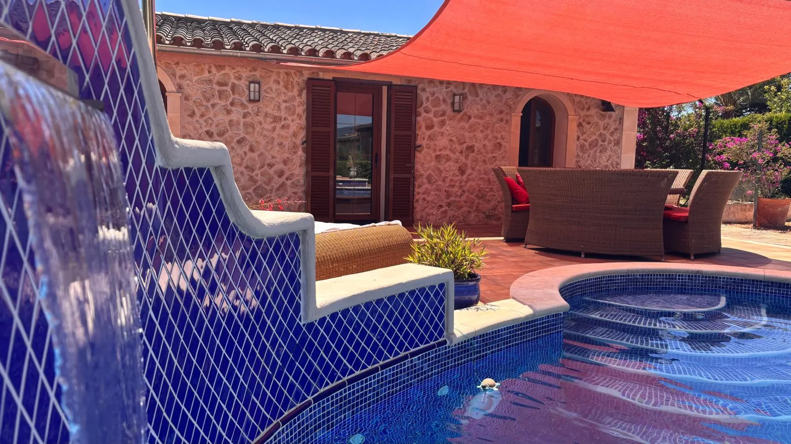 Charmerende finca i landlig stil med pool og udsigt over Tramuntana nær Inca-3