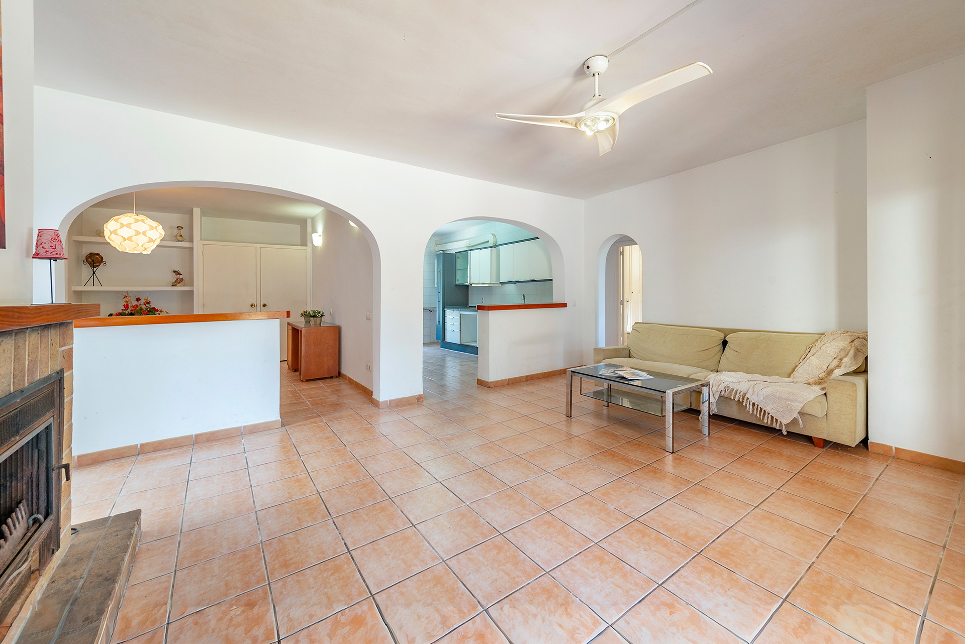 Villa med pool og stort potentiale i rolige omgivelser i Puerto Alcudia på Mallorca-3
