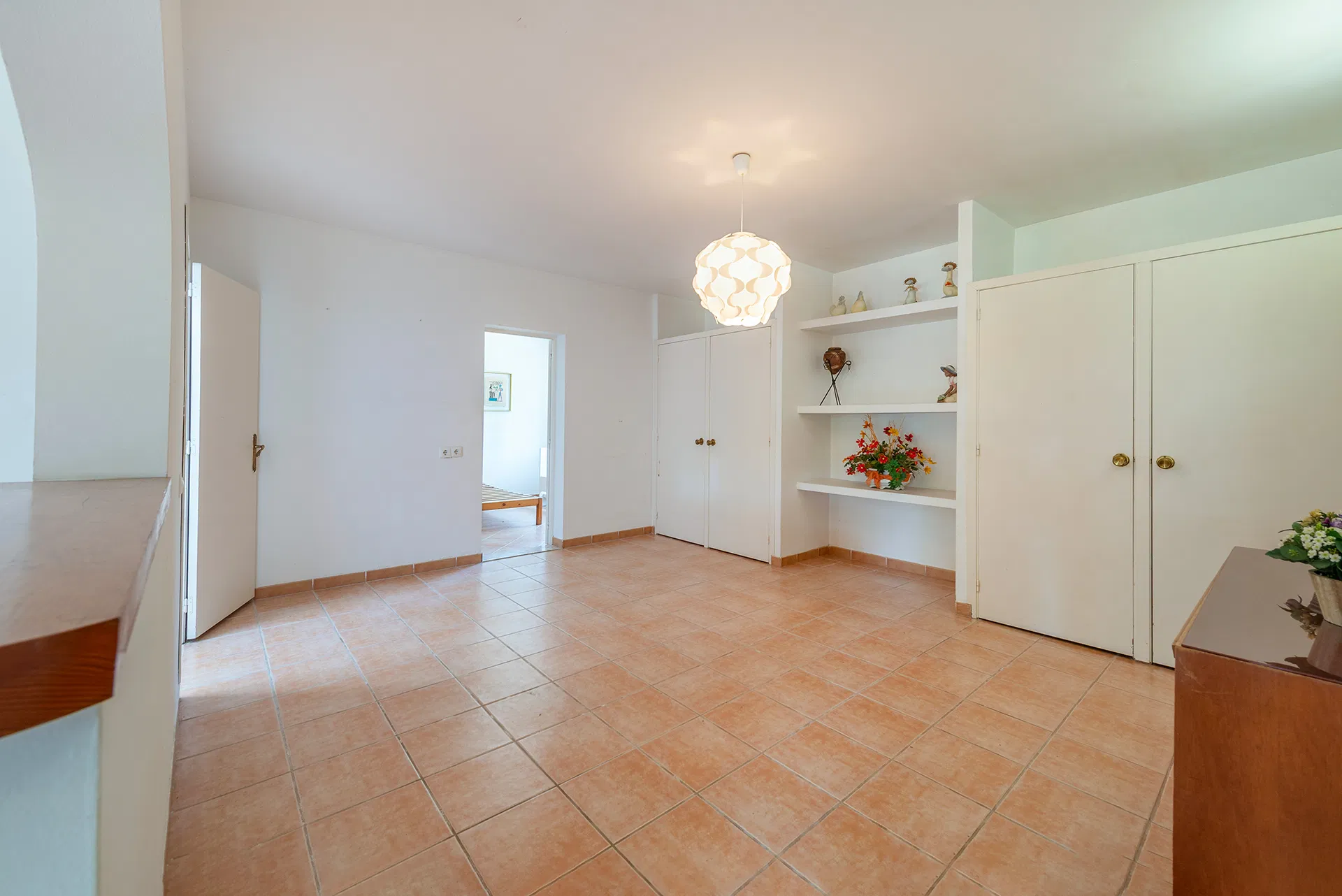 Villa med pool og stort potentiale i rolige omgivelser i Puerto Alcudia på Mallorca-16