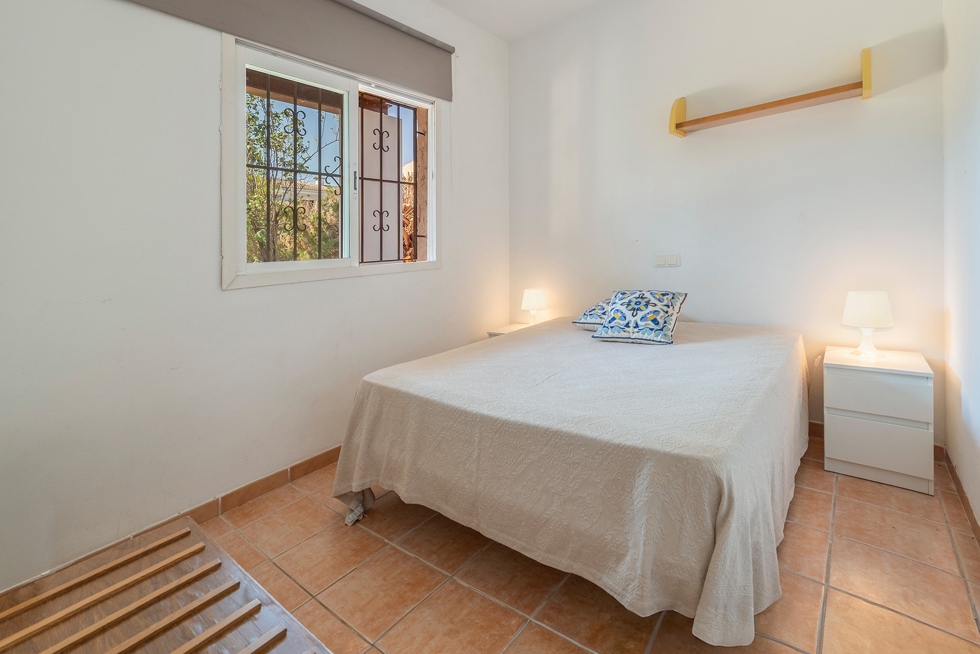 Villa med pool og stort potentiale i rolige omgivelser i Puerto Alcudia på Mallorca-11