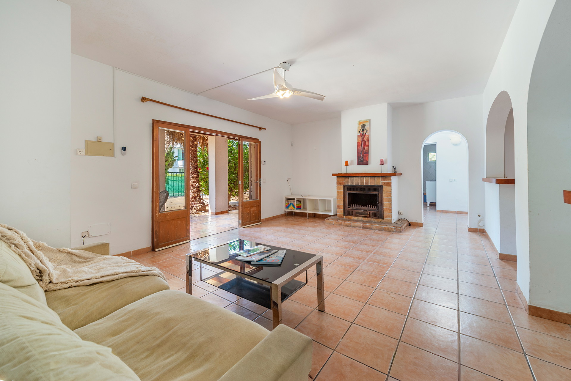 Villa med pool og stort potentiale i rolige omgivelser i Puerto Alcudia på Mallorca-2