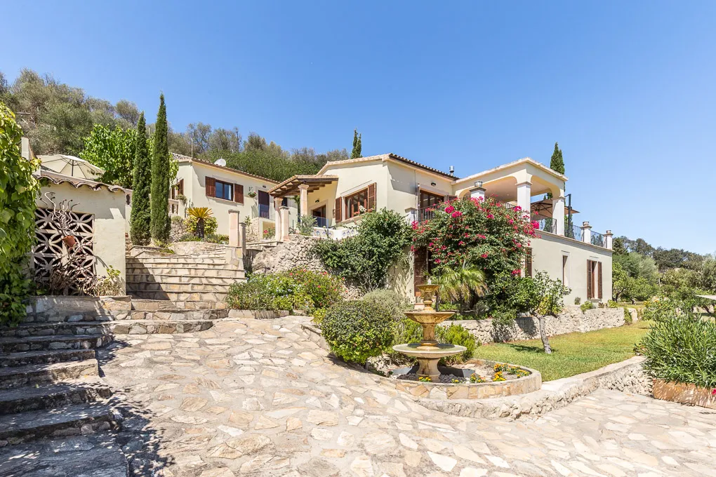 Fantastique maison de campagne à la périphérie de Montuiri-1