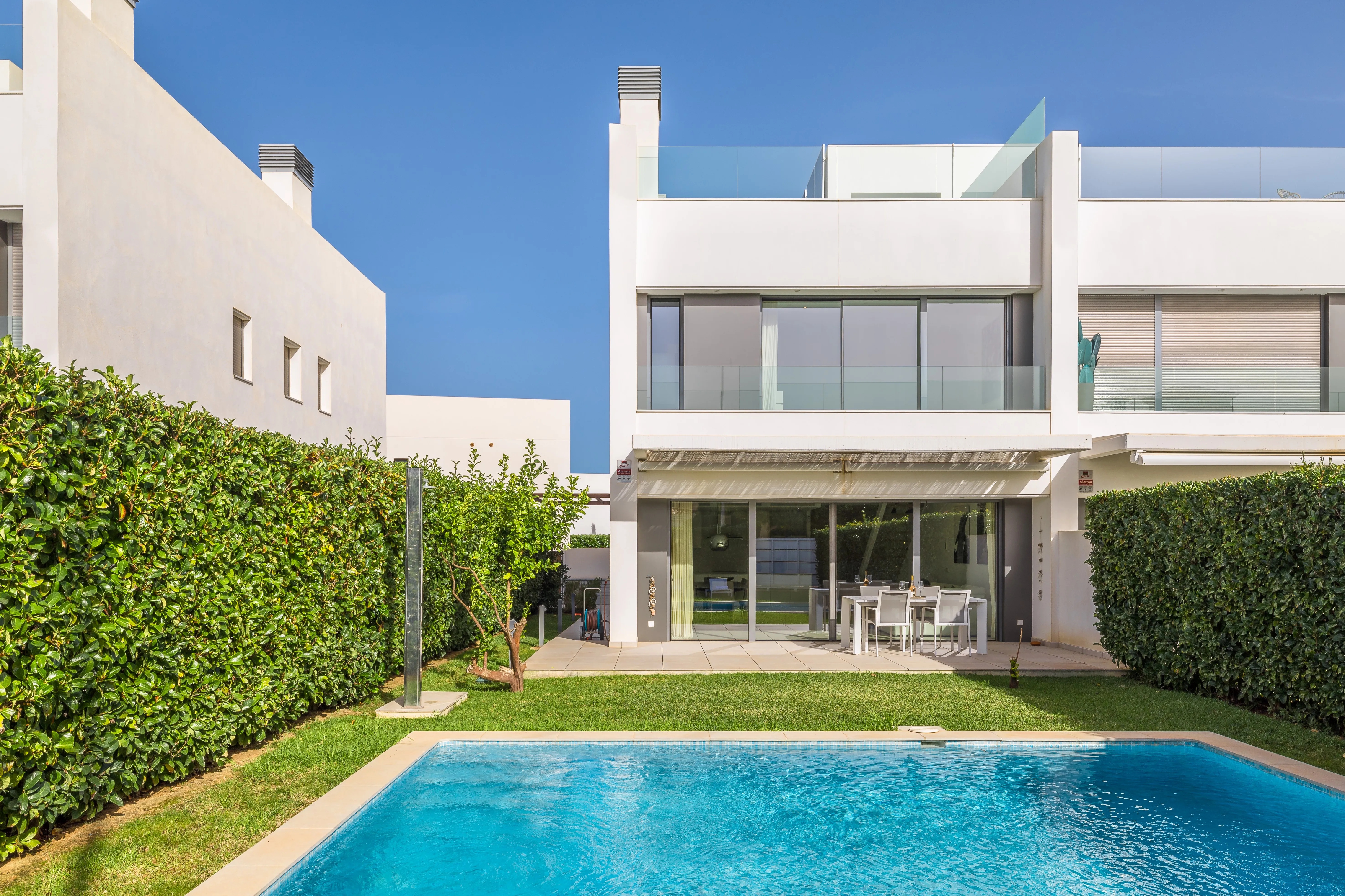 Moderne dobbelthus med havudsigt-1