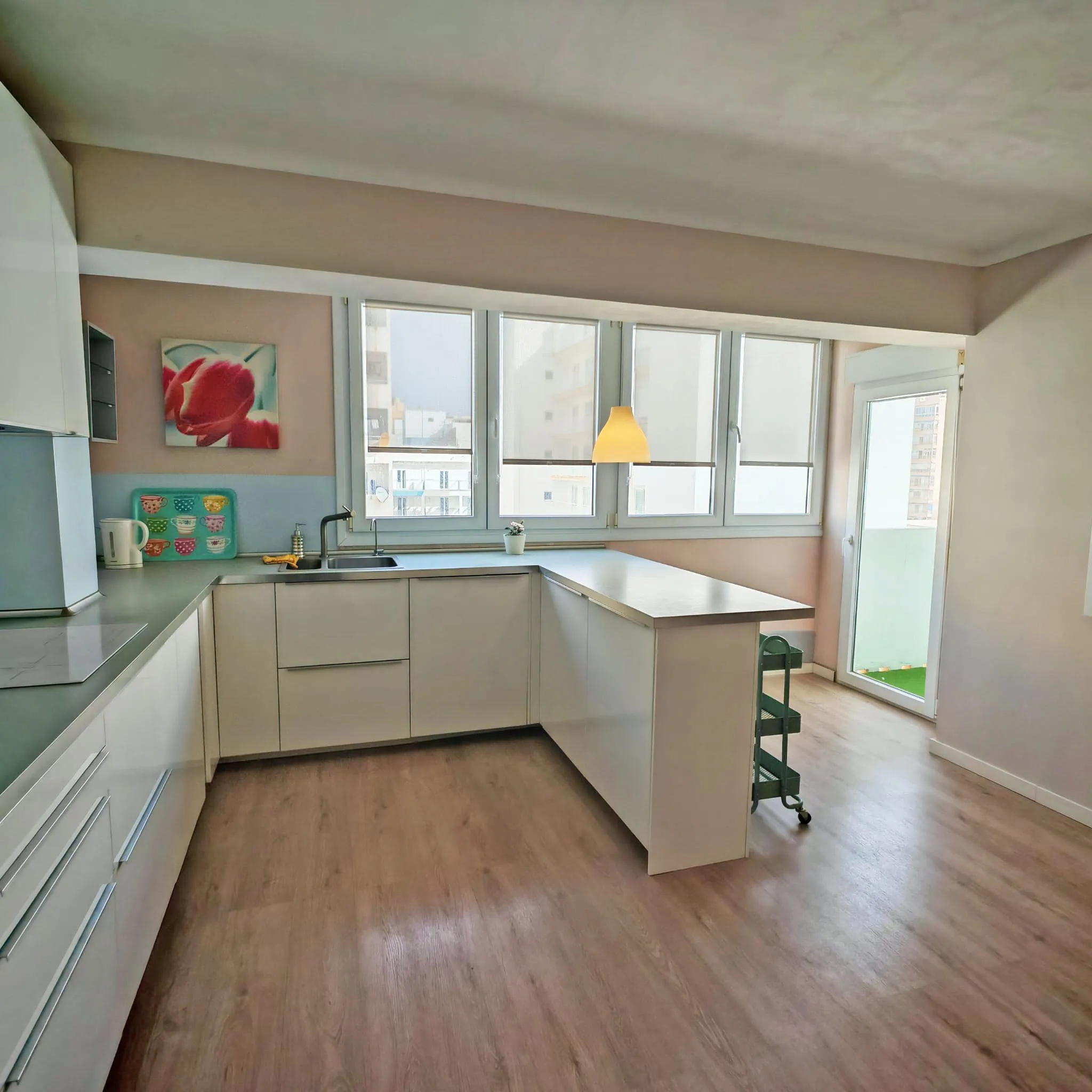 Appartement aan het strand met uitzicht op zee-3