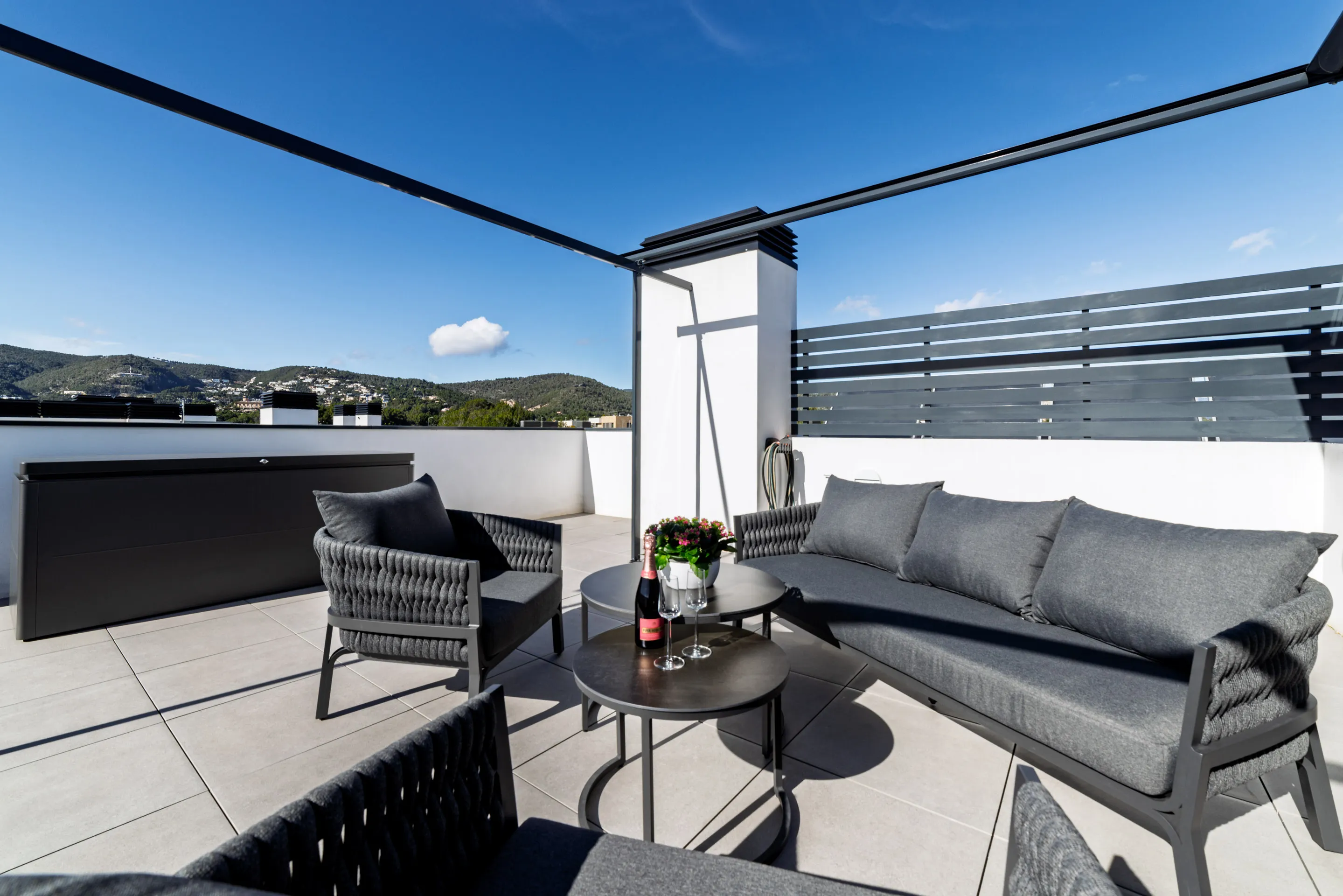 Spectacular Penthouse with Panoramic Views near Son Vida-3