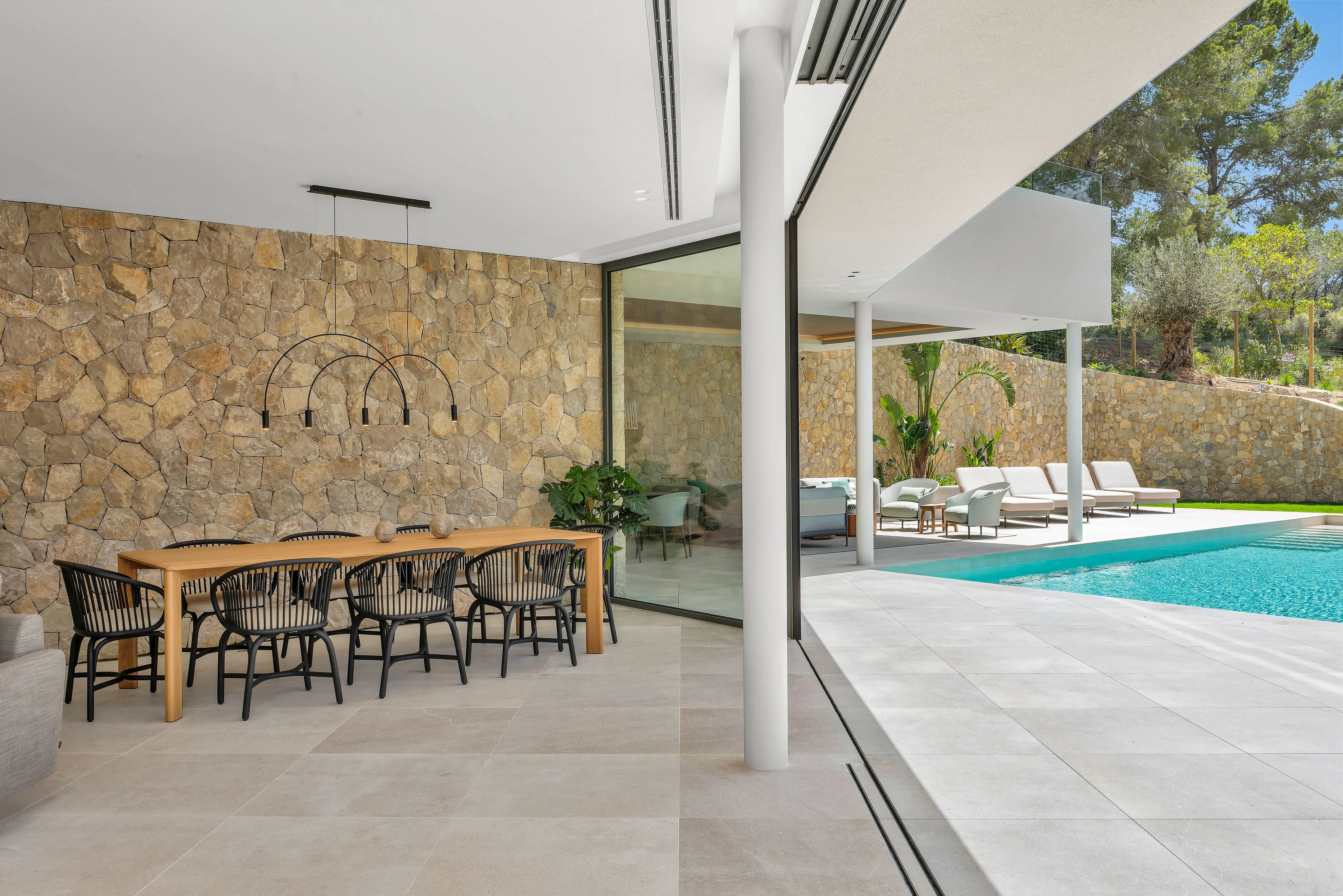 Villa moderne récemment construite avec vue sur le port-5