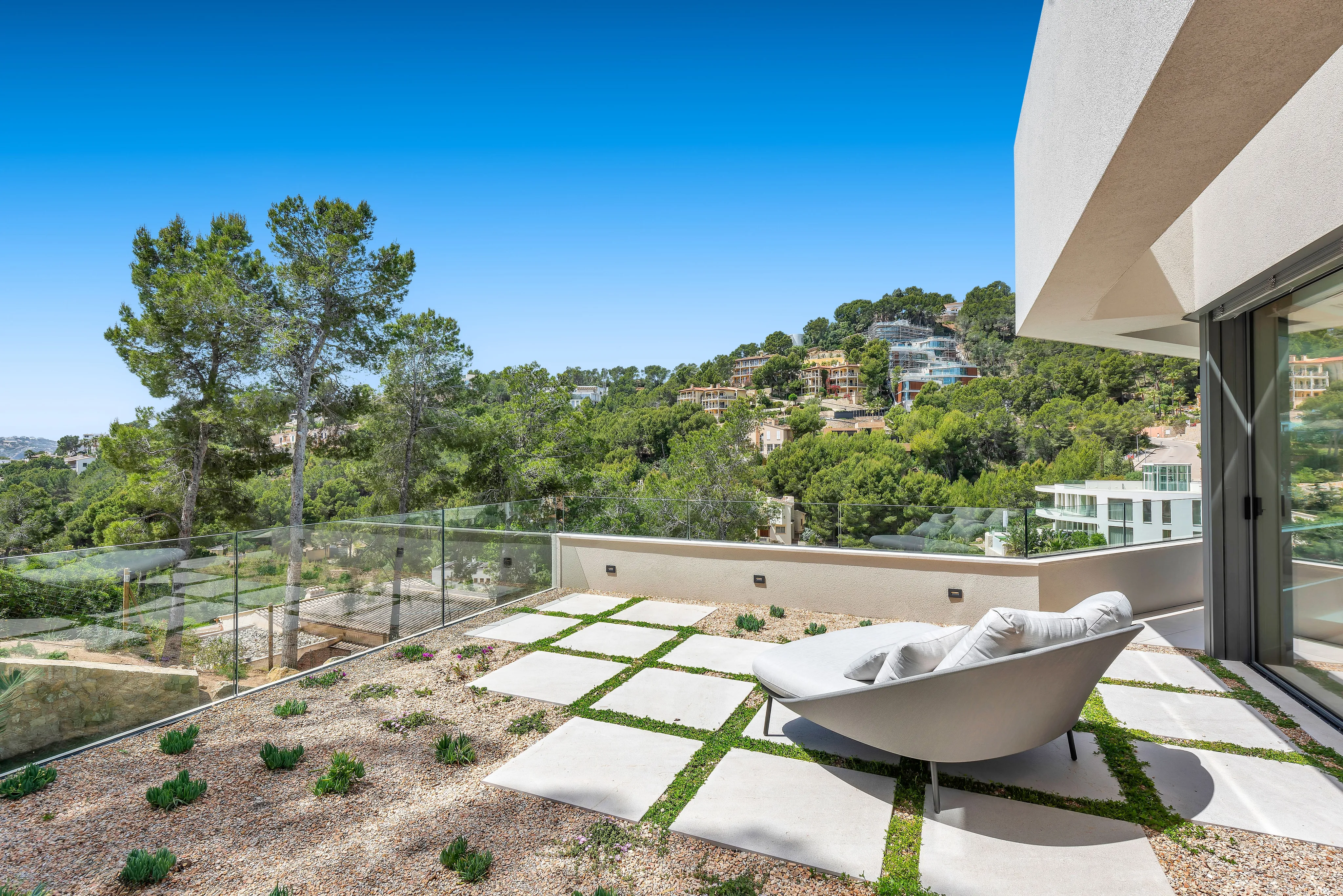 Villa moderne récemment construite avec vue sur le port-14