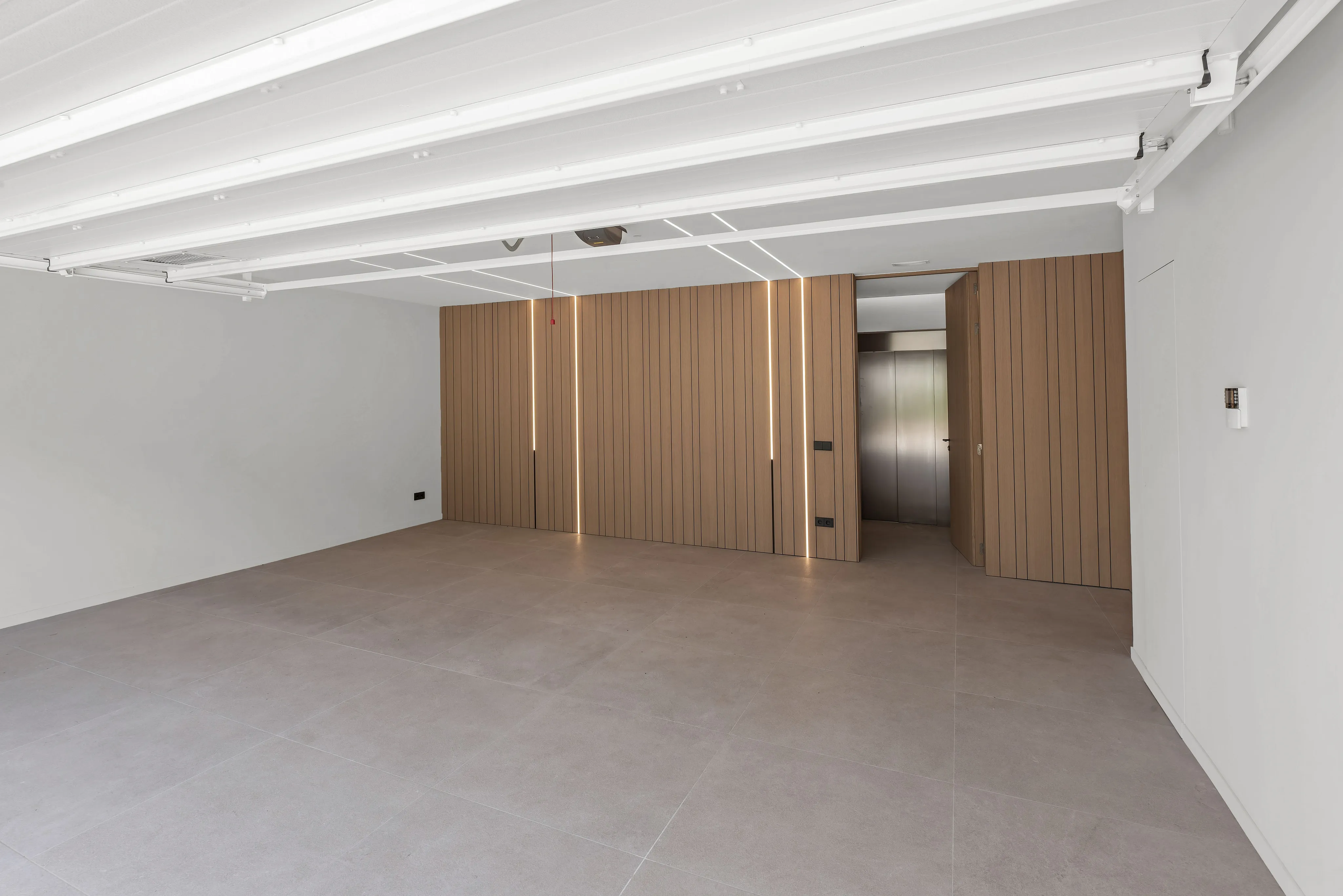 Villa moderne récemment construite avec vue sur le port-29
