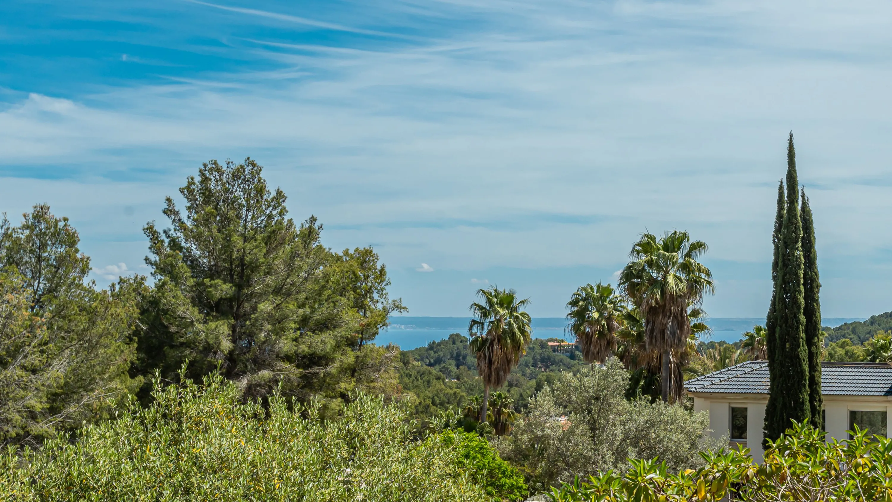 Mediterrane golfvilla met gastenverblijf in Son Vida-4