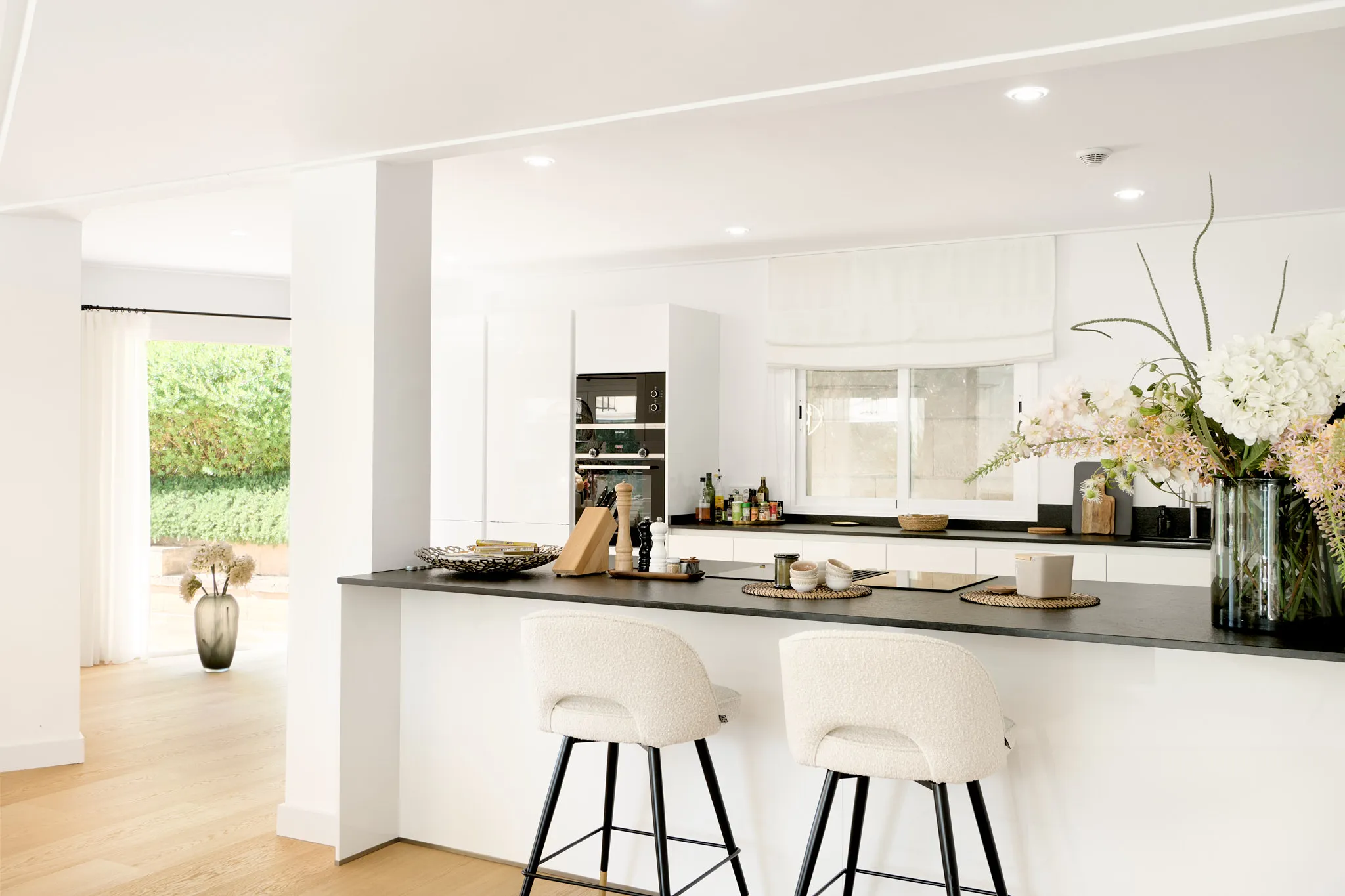 Timeless golf villa with separate guest house and state-of-the-art energy efficiency-7