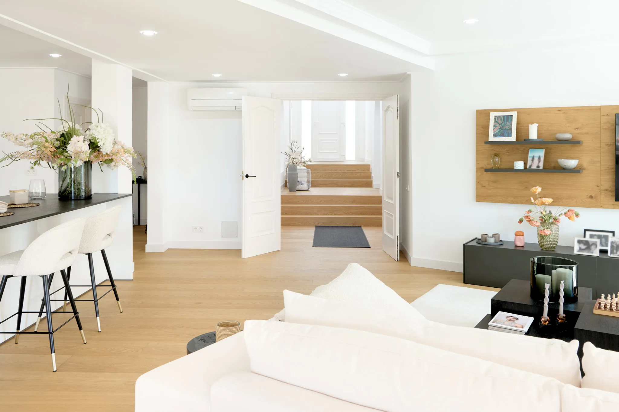 Vila Mediterrània amb Casa d'Invitats en Son Vida-9