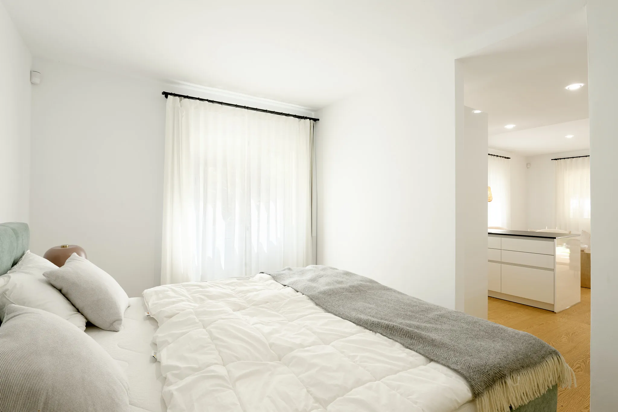 Timeless golf villa with separate guest house and state-of-the-art energy efficiency-20