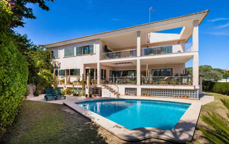 Majestatyczny domek z widokiem w Sa Taulera