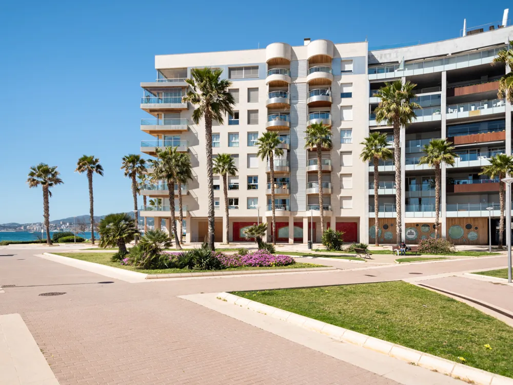 Een stijlvolle zaak in Portixol + een heerlijk terras-4