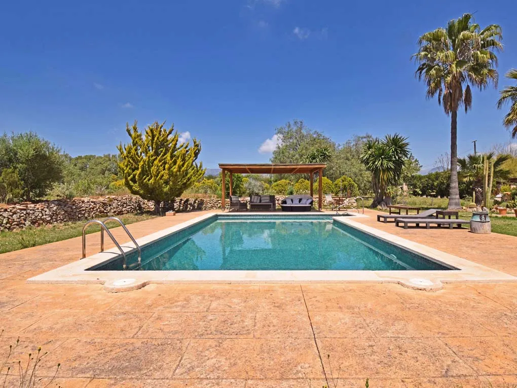Autentisk mallorcinsk finca med pool og bjergudsigt i Santa María del Camí-2