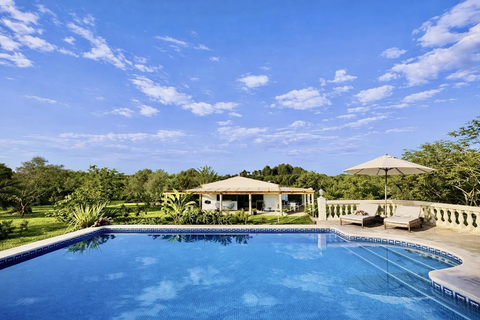 Encantadora finca autosuficiente con licencia vacacional cerca de Playa de Muro - KS-3