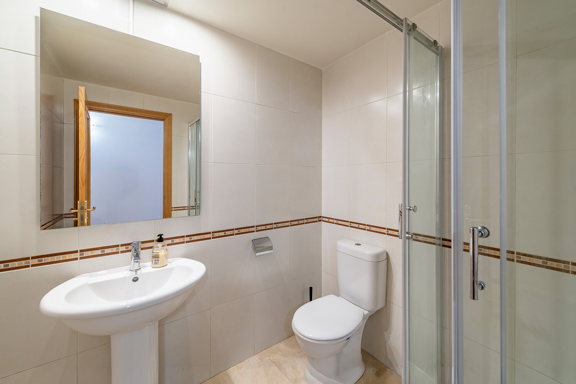 Bright apartment with community pool, lift and parking in Sóller-16