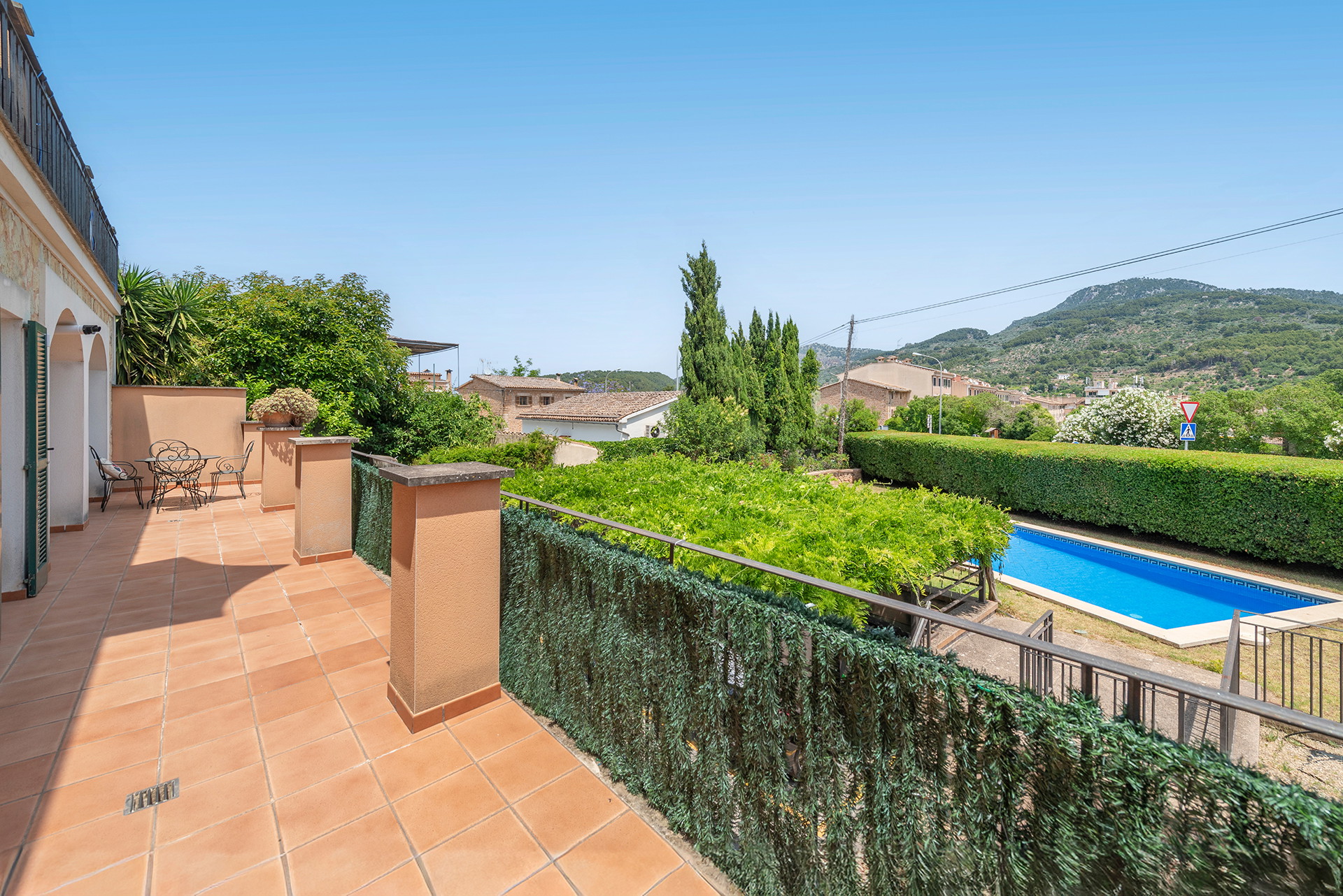 Bright apartment with community pool, lift and parking in Sóller-3