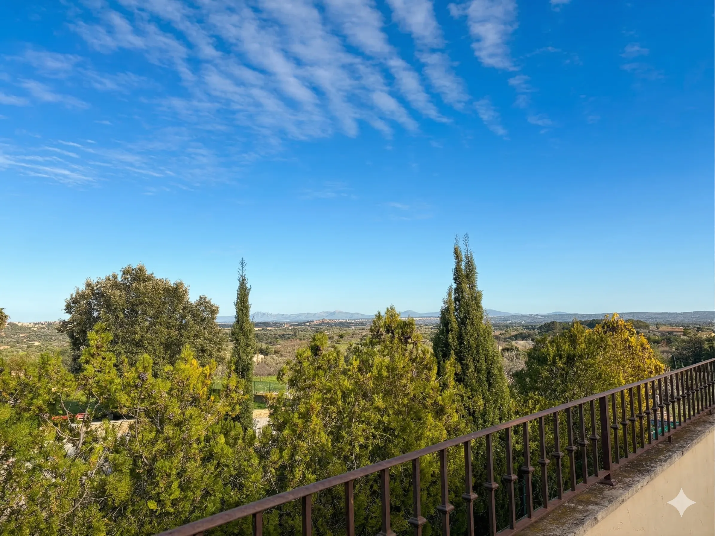 Charming townhouse with pool and mountain views in Moscari-2