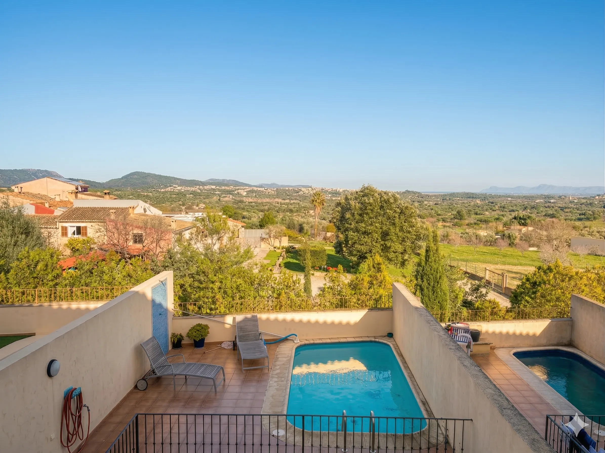 Charming spacious townhouse with pool and garage in the mountain village of Moscari-1