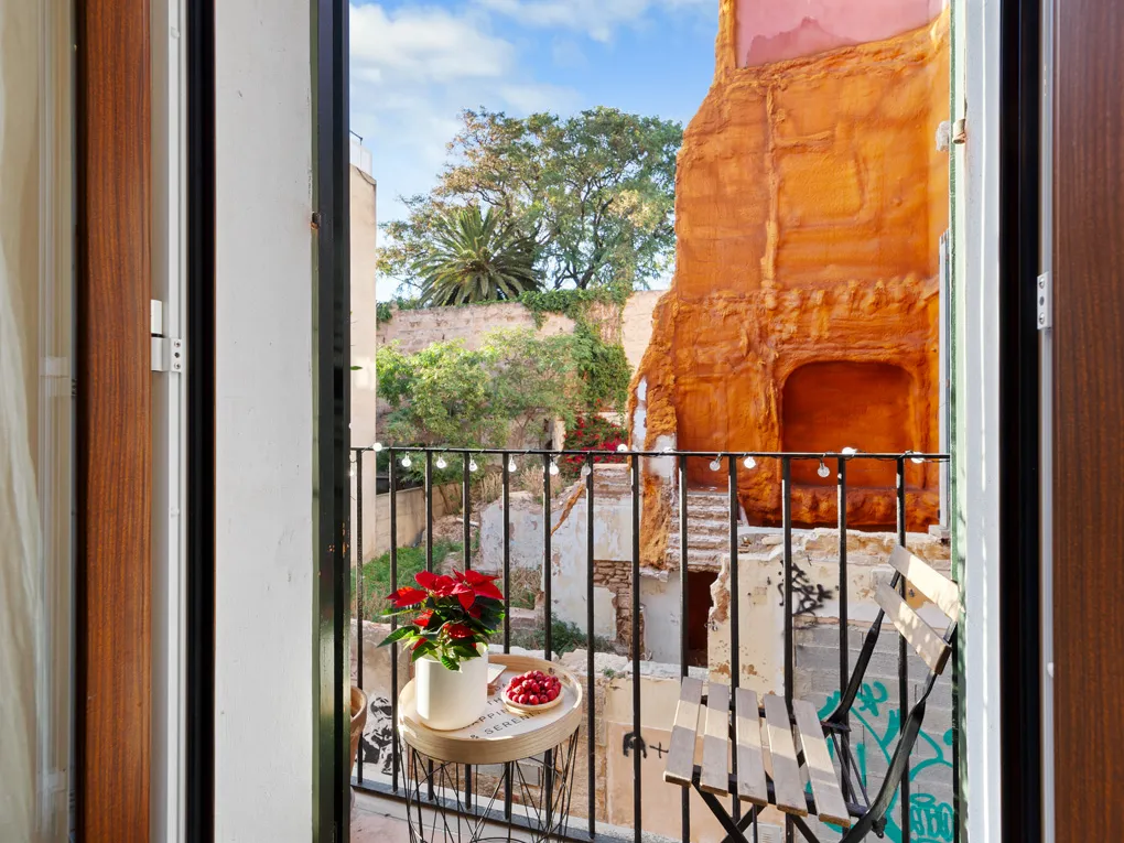 Encantador apartamento reformado con balcón en Calatrava-2