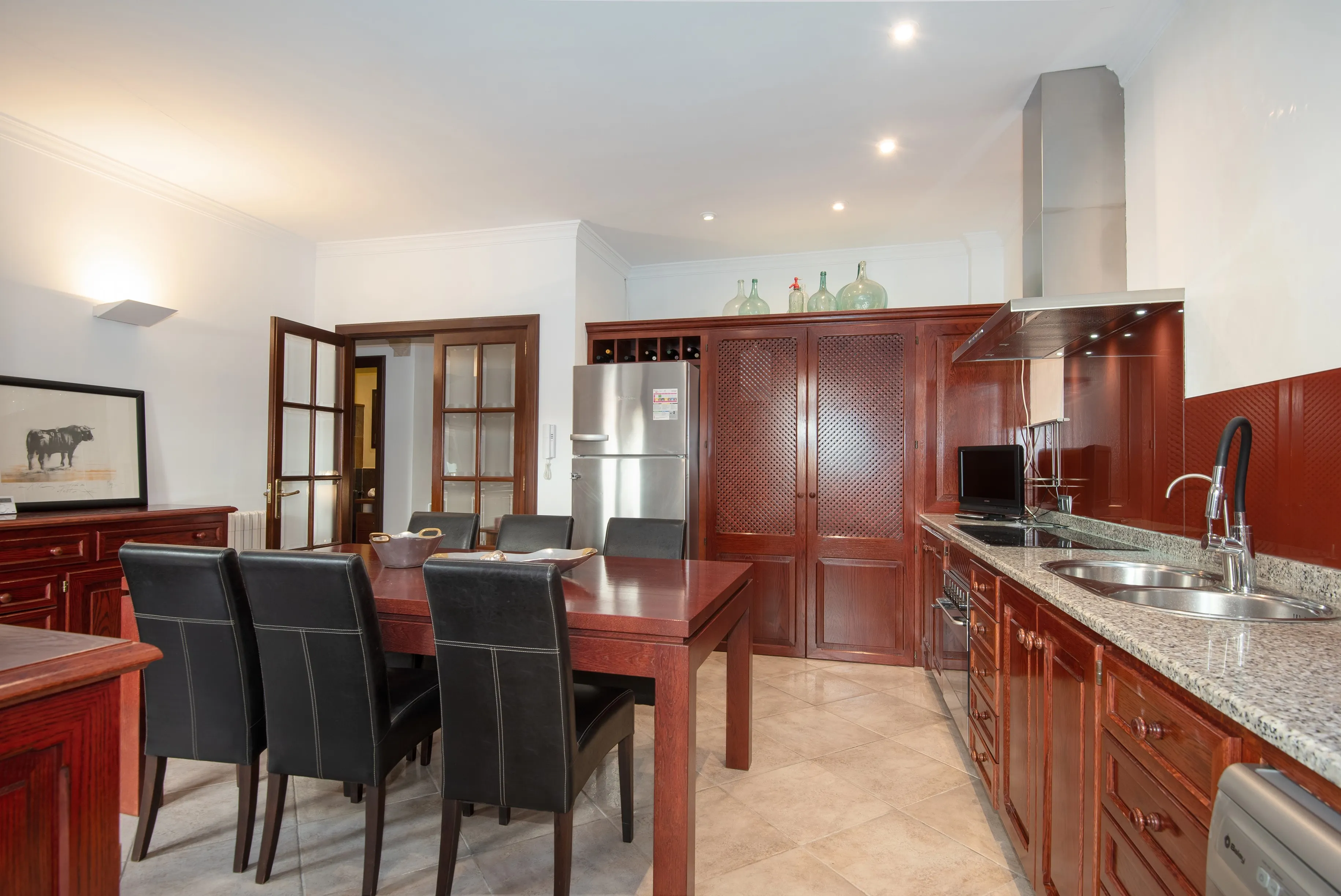 Authentic ground floor apartment in the Center of Llucmajor-8